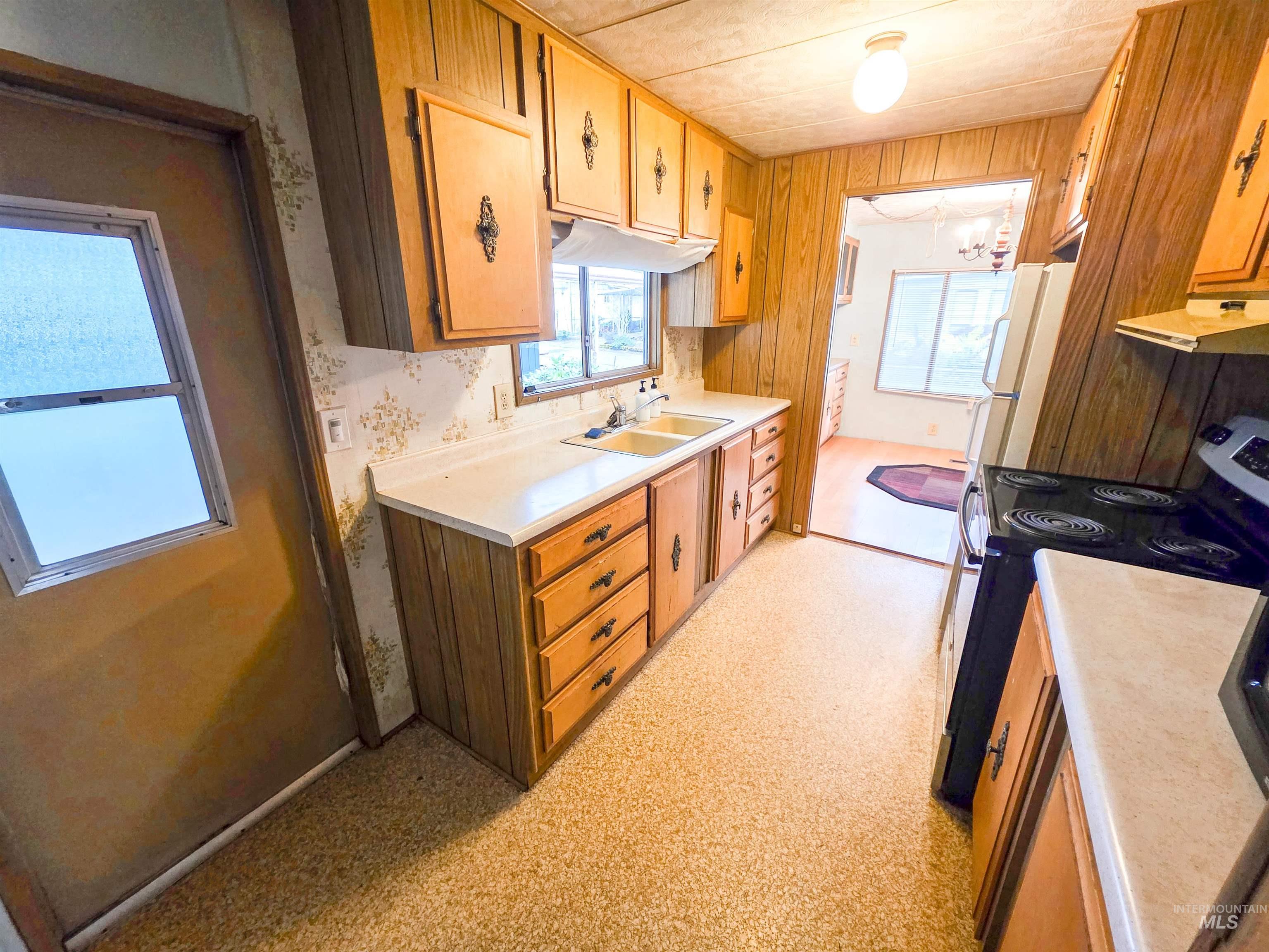 5220 176th St Sw Property Photo 8