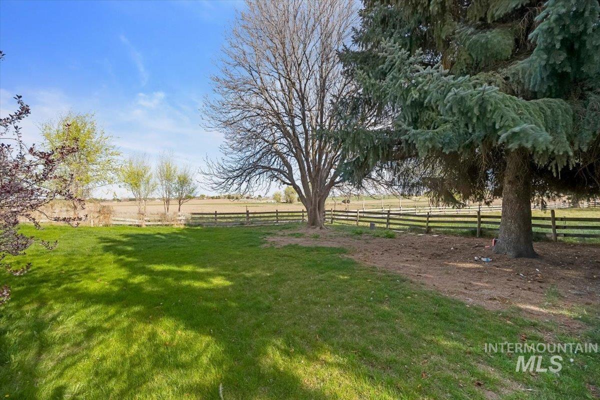 166 W 300 S Property Photo 35