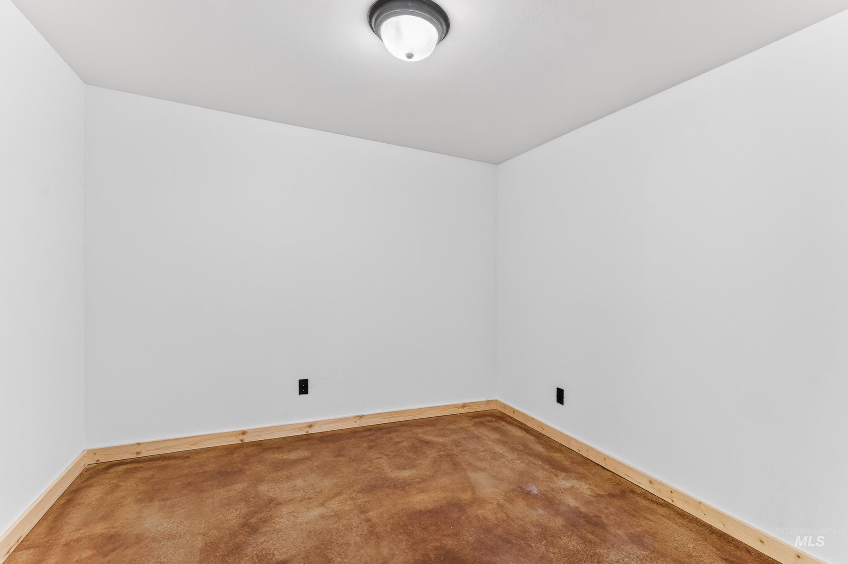 543 N Main Street Property Photo 35