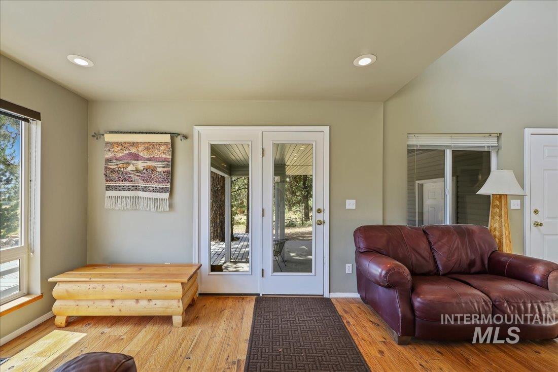 111 Ranch Cir Property Photo 12