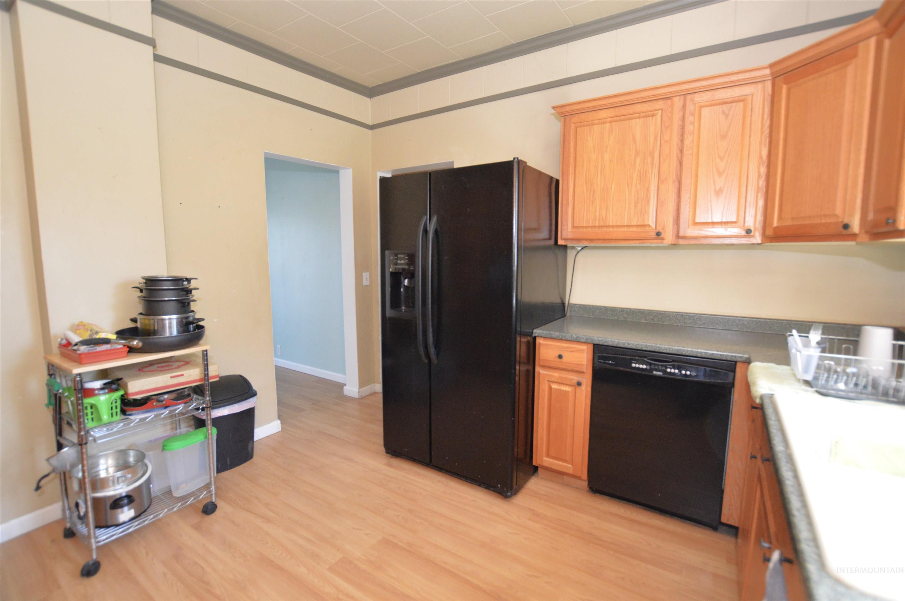 503 Maple Property Photo 7