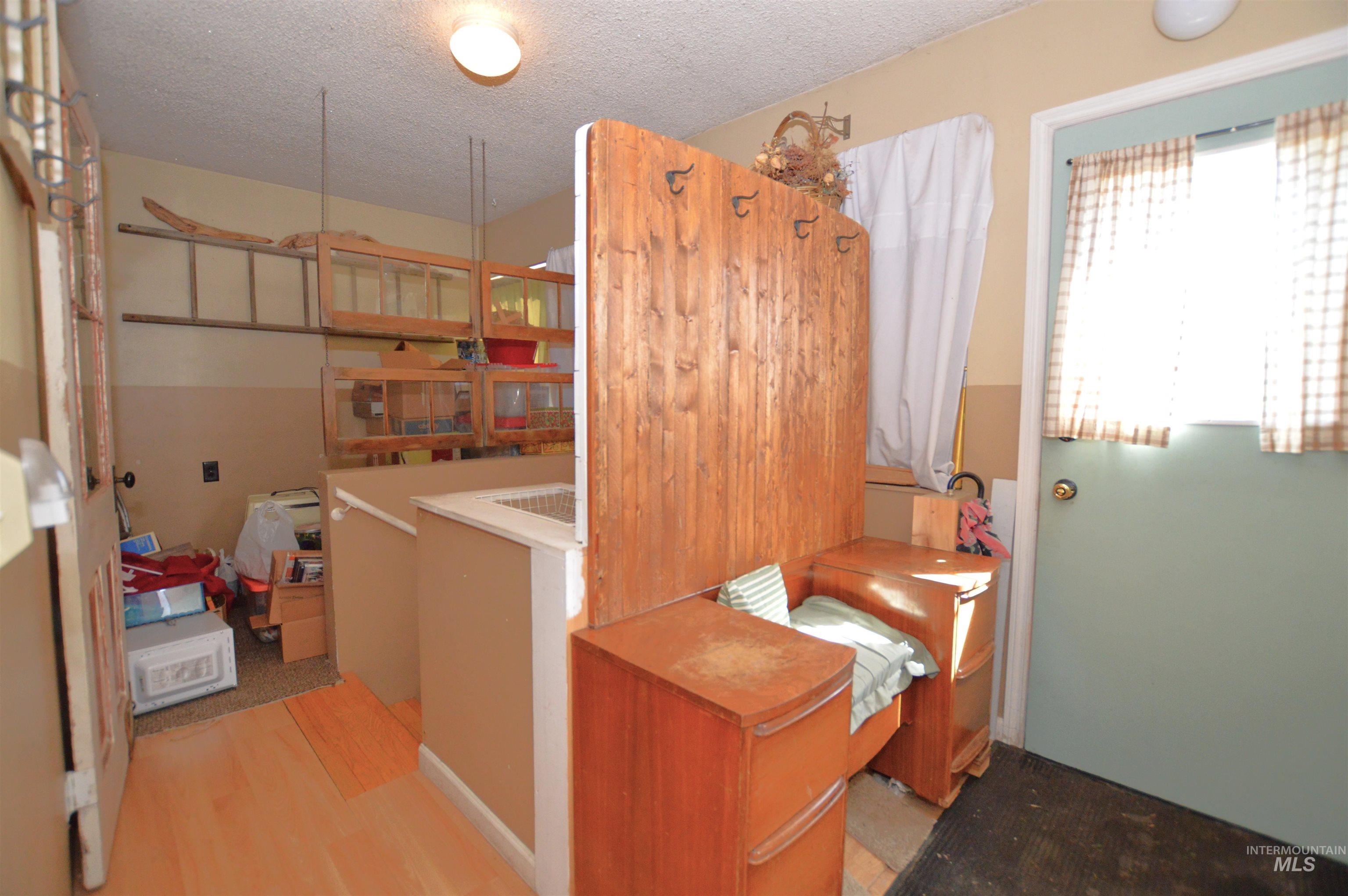 503 Maple Property Photo 16
