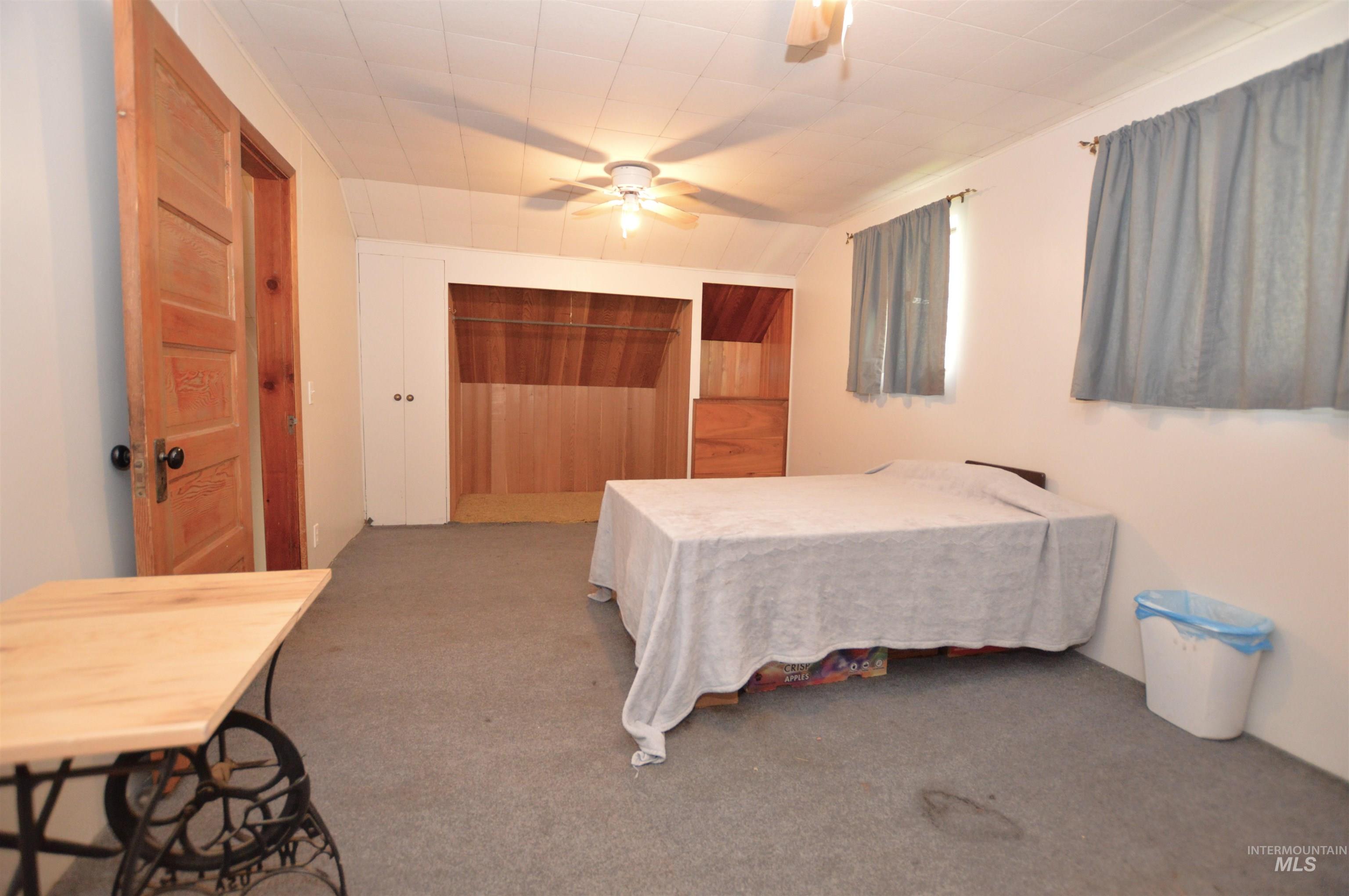 503 Maple Property Photo 17