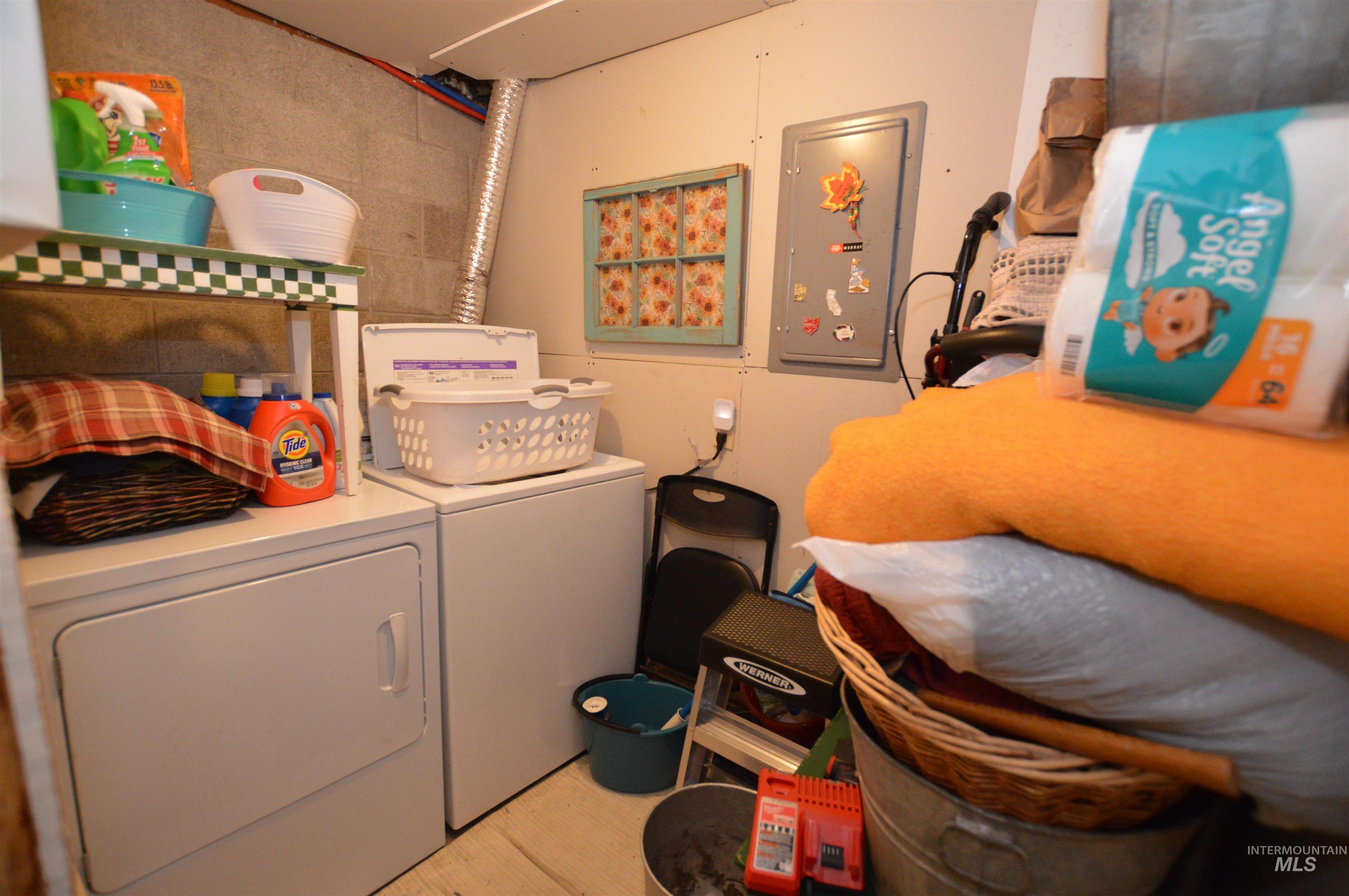 503 Maple Property Photo 30