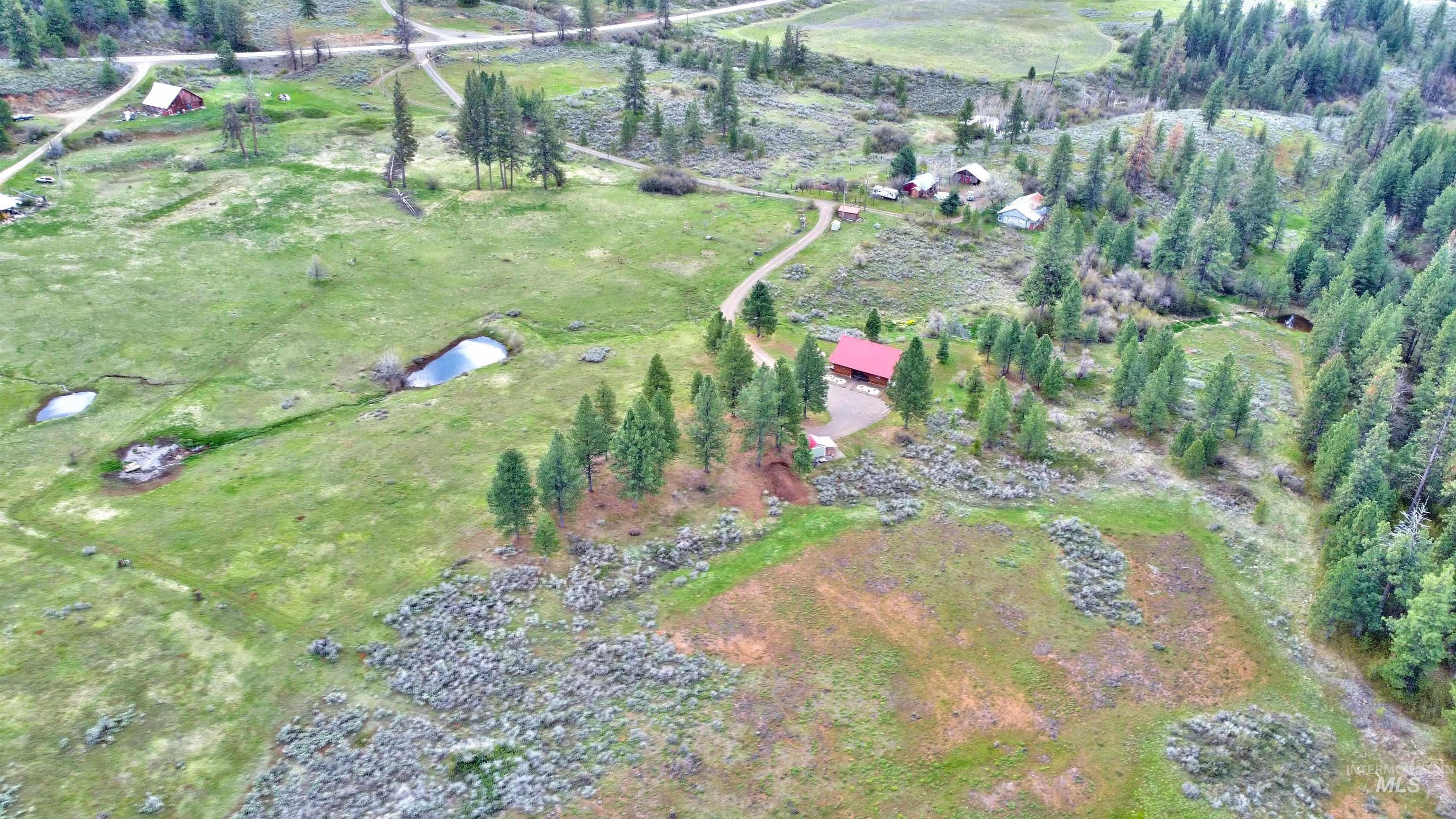 2609 Highway 95 Property Photo 2