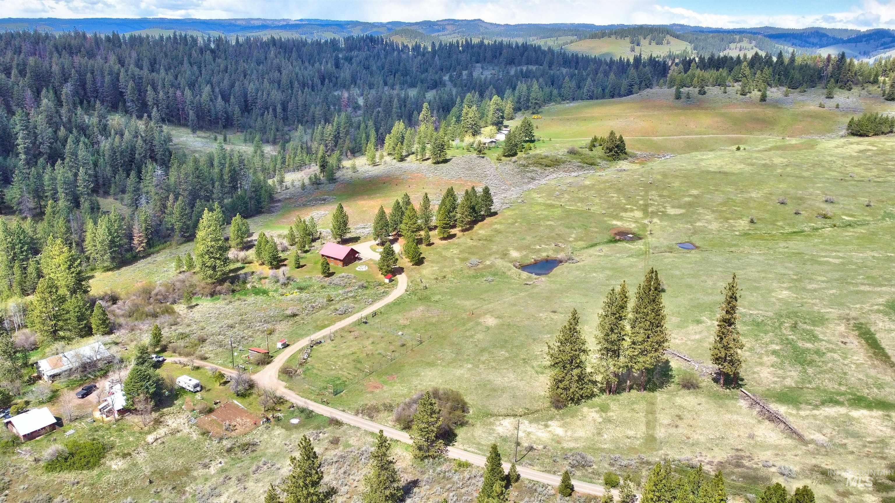 2609 Highway 95 Property Photo 7