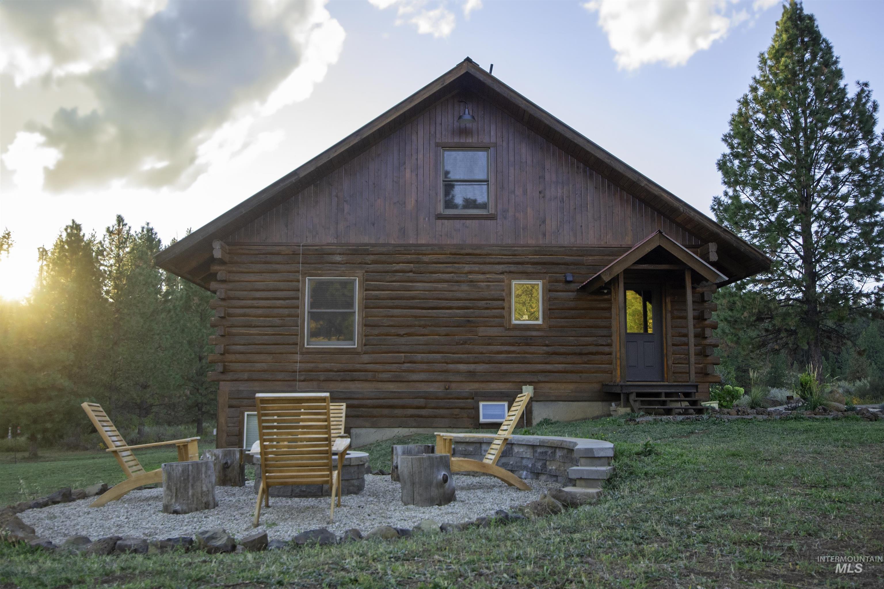 2609 Highway 95 Property Photo 9