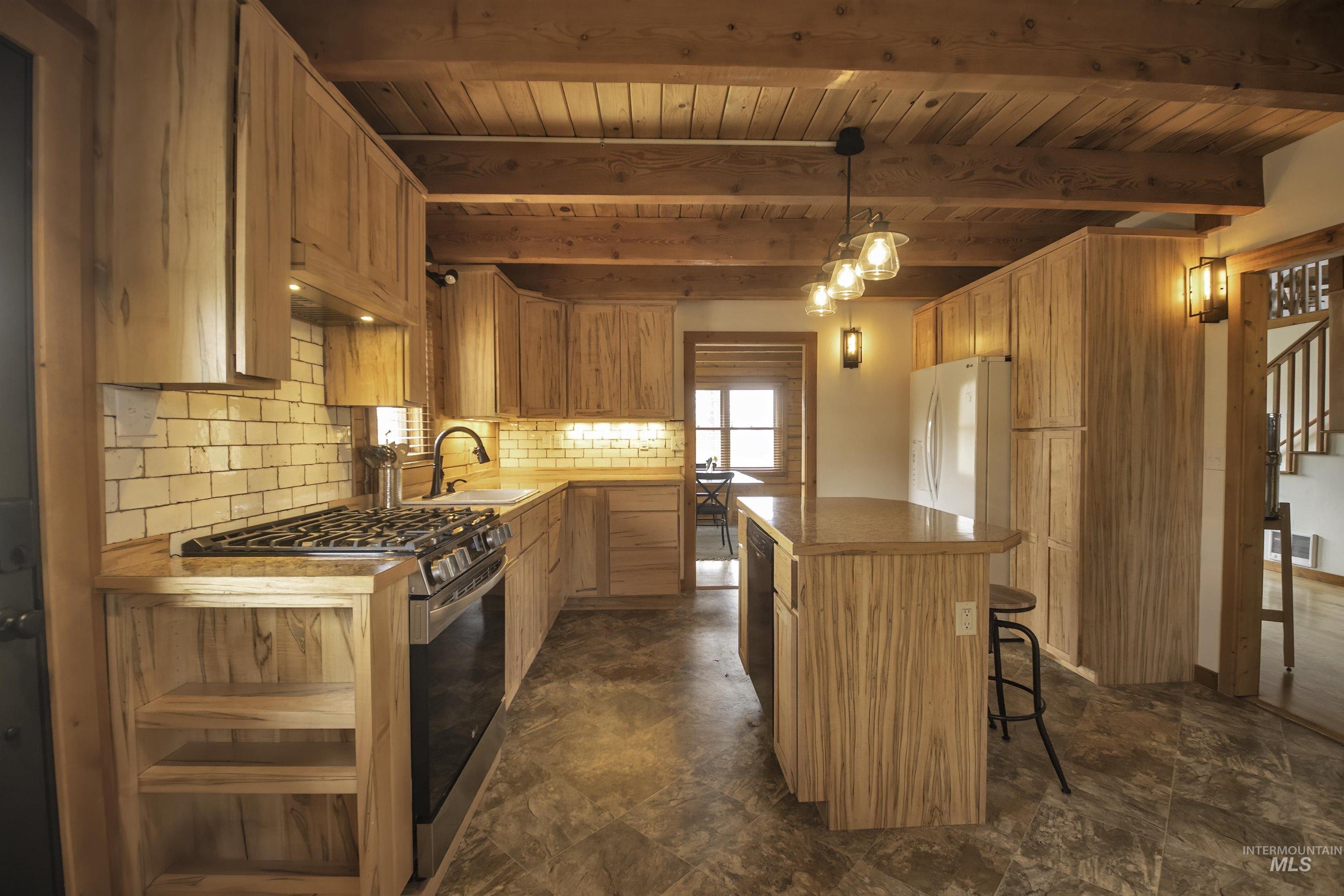 2609 Highway 95 Property Photo 14