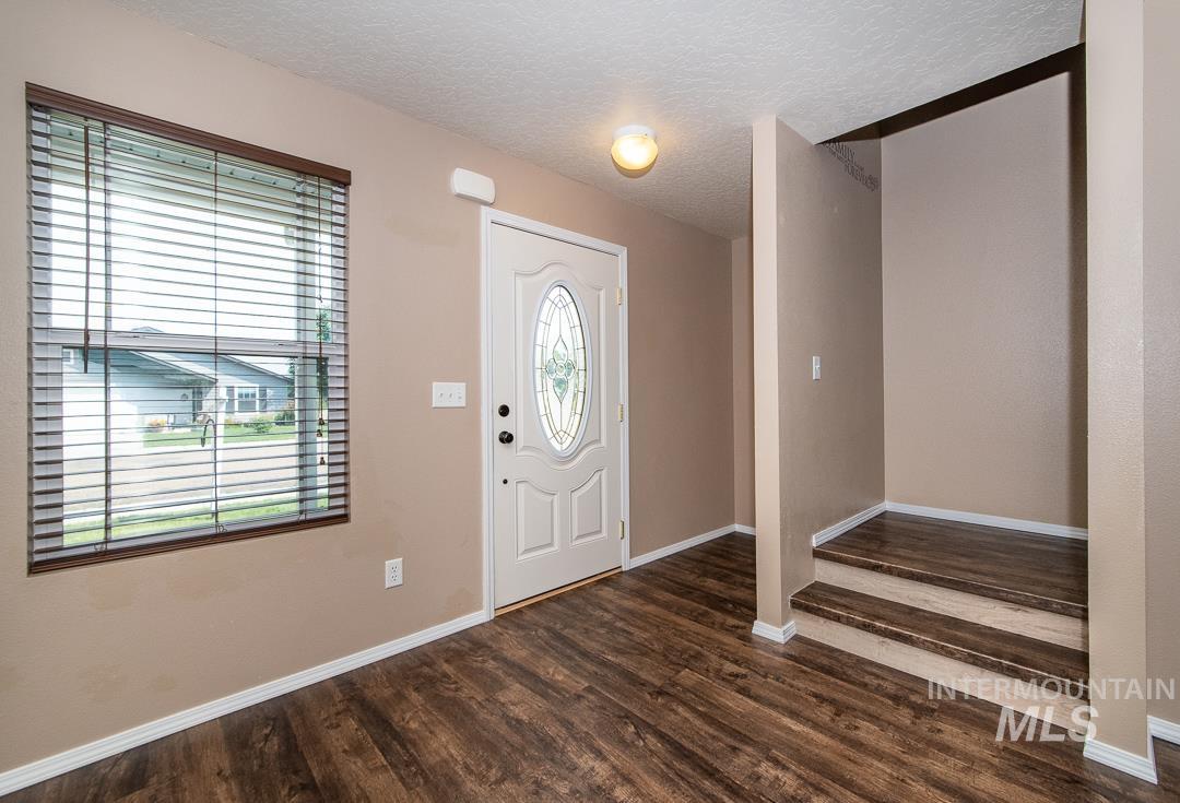 245 E Murtaugh Lake Drive Property Photo 6