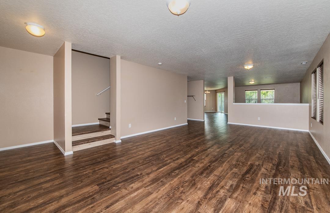245 E Murtaugh Lake Drive Property Photo 7