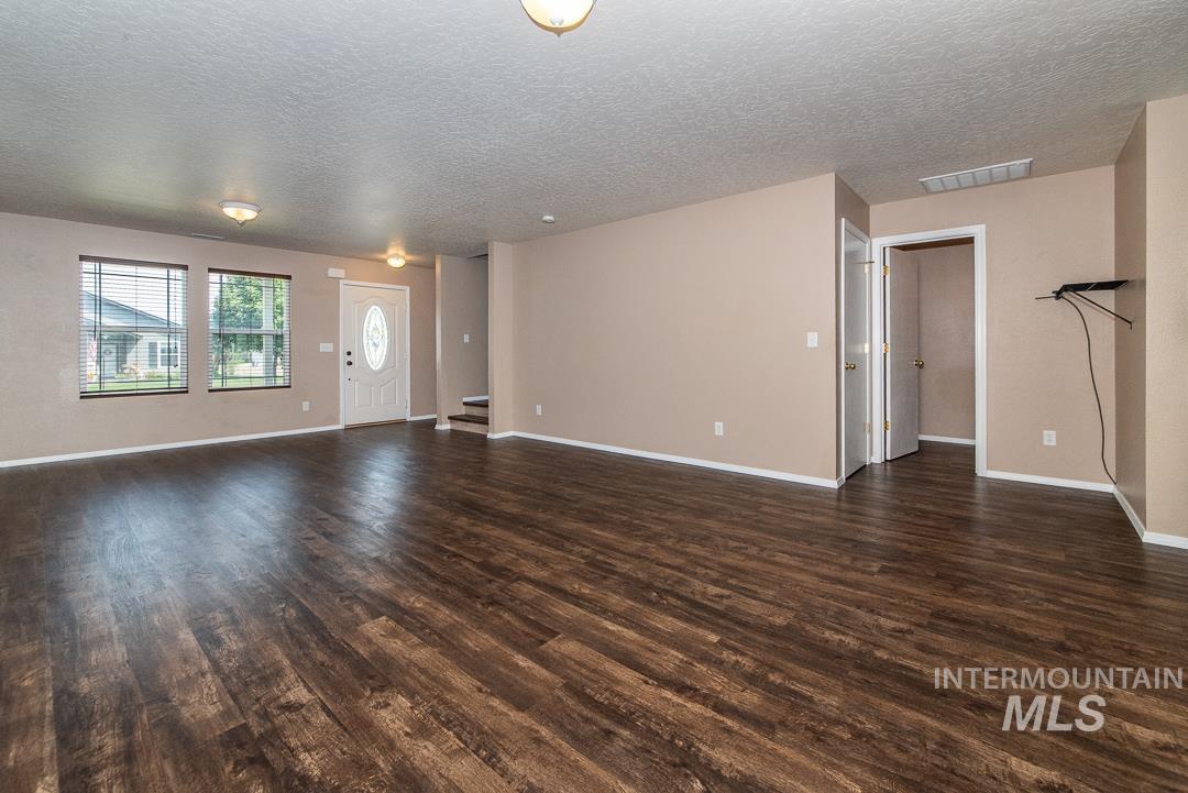 245 E Murtaugh Lake Drive Property Photo 8