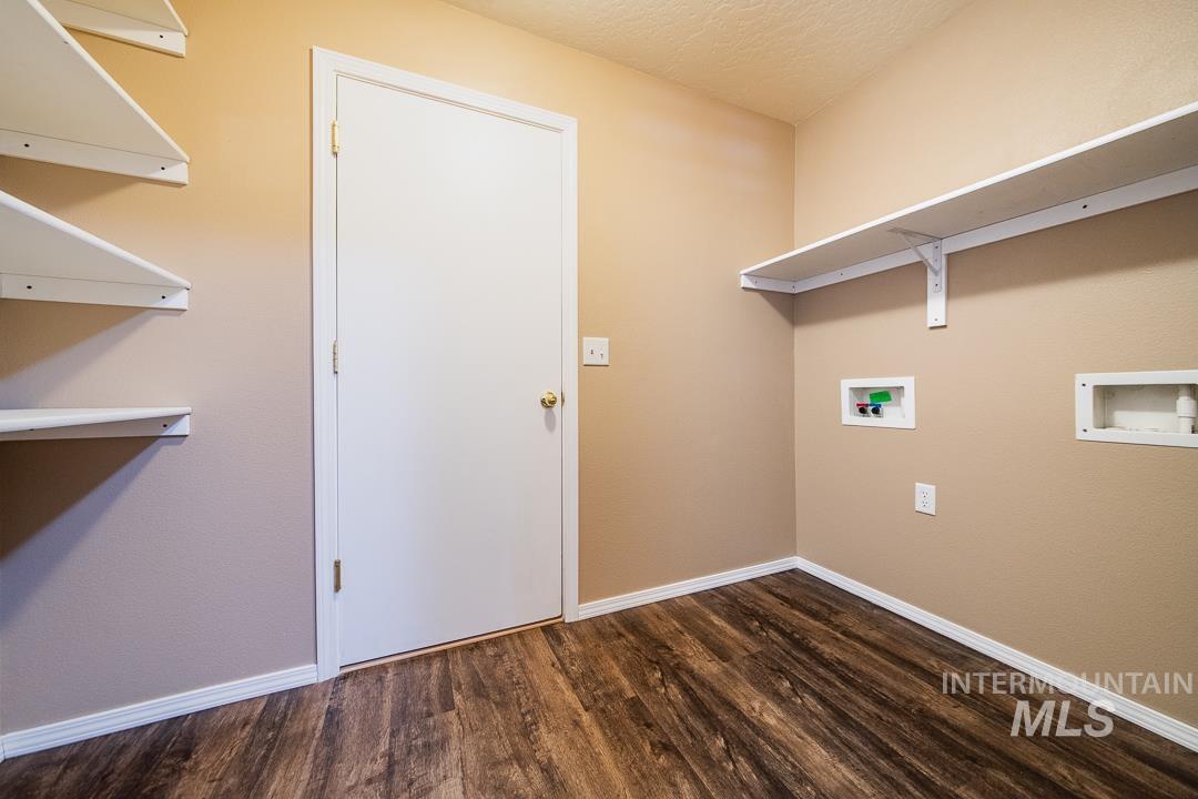 245 E Murtaugh Lake Drive Property Photo 23