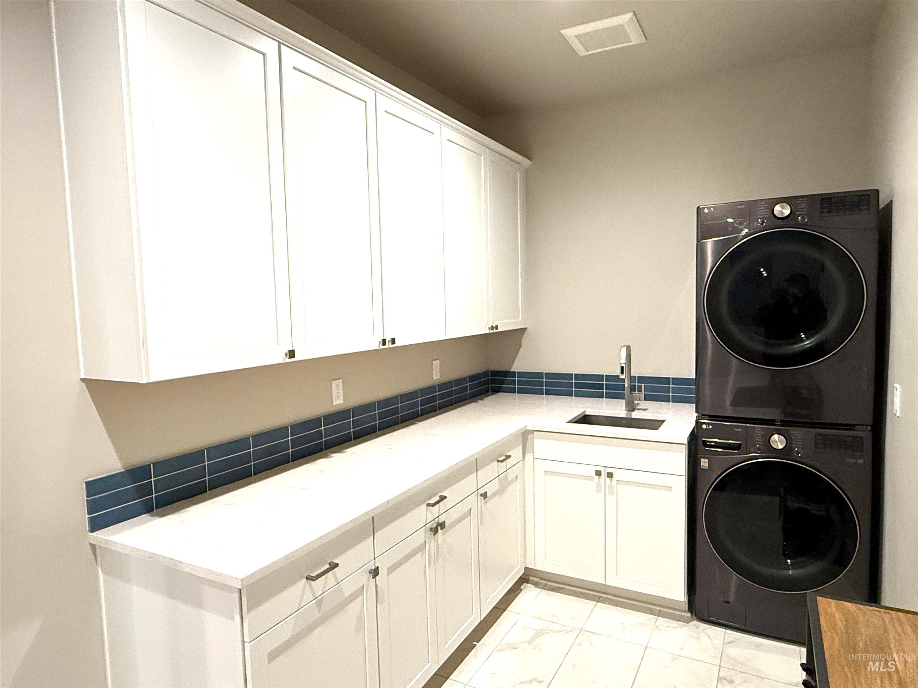 14072 Mulberry Street Property Photo 25