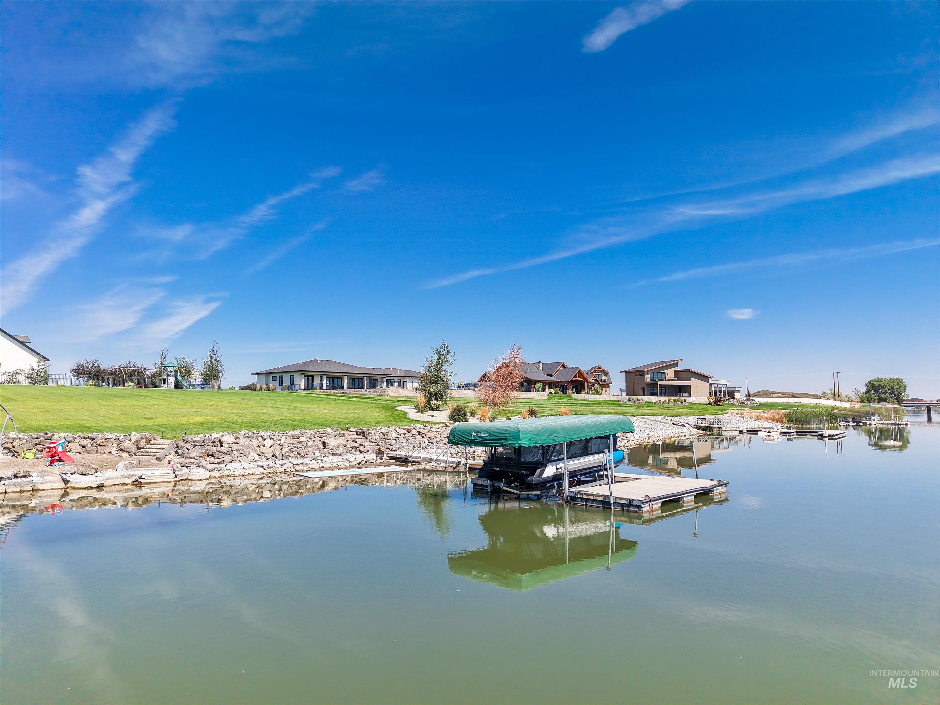 16 Skyline Property Photo 2