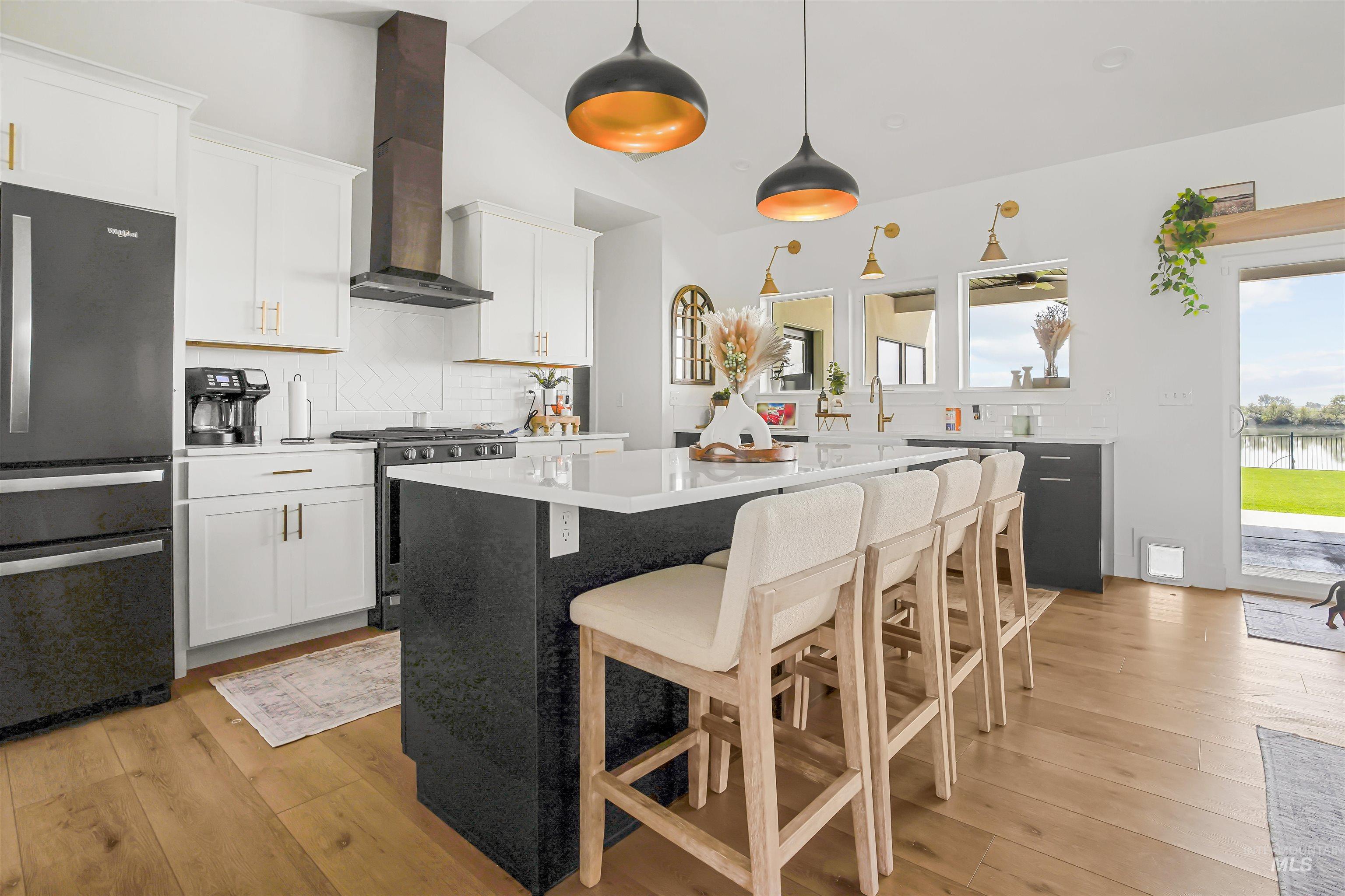16 Skyline Property Photo 5
