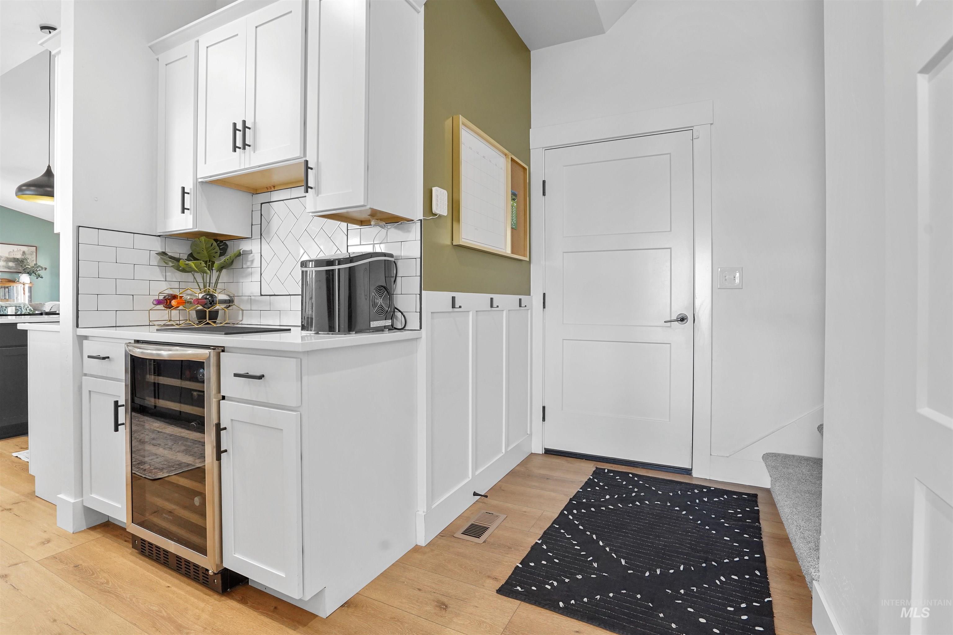 16 Skyline Property Photo 11