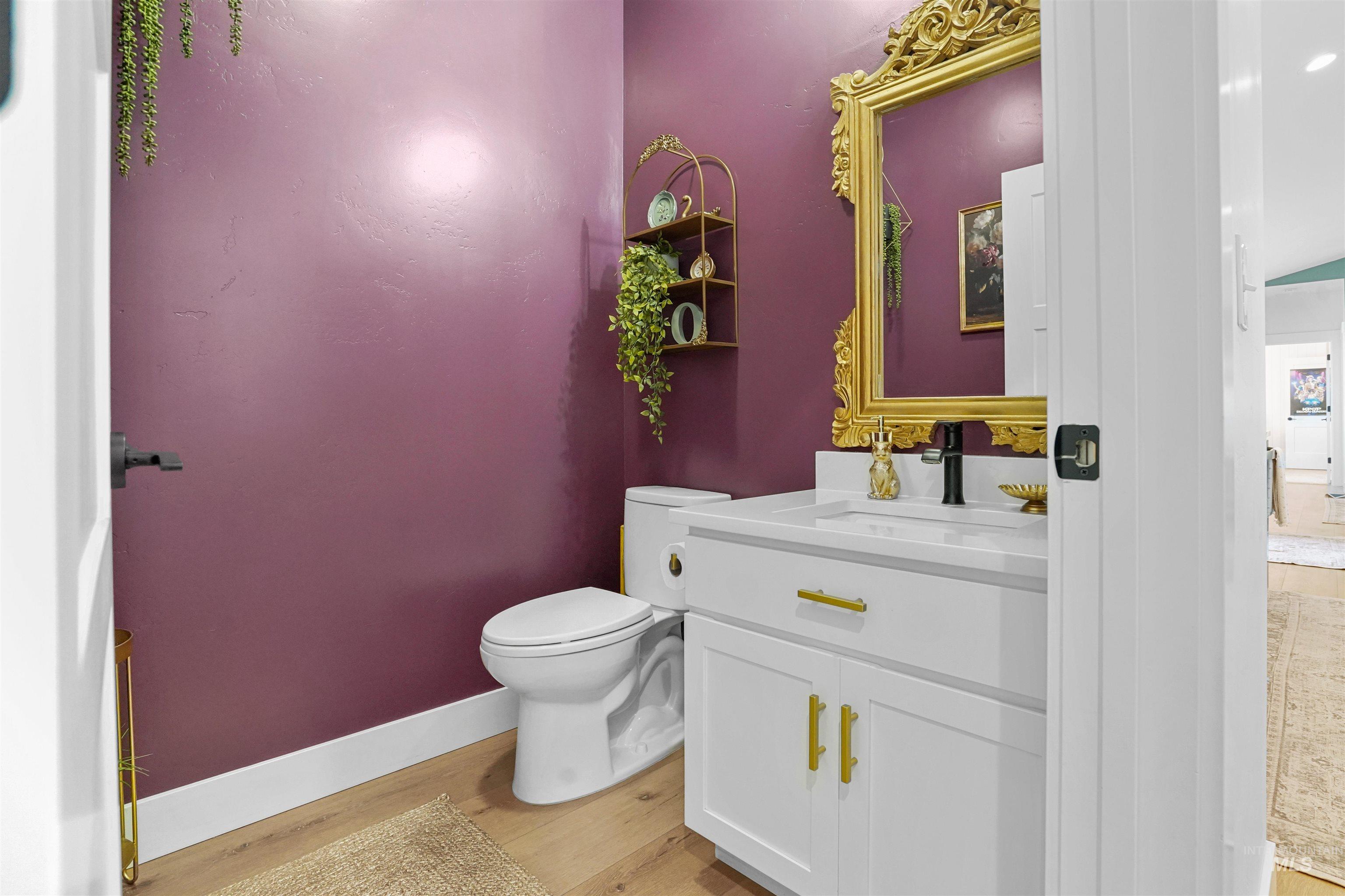 16 Skyline Property Photo 12