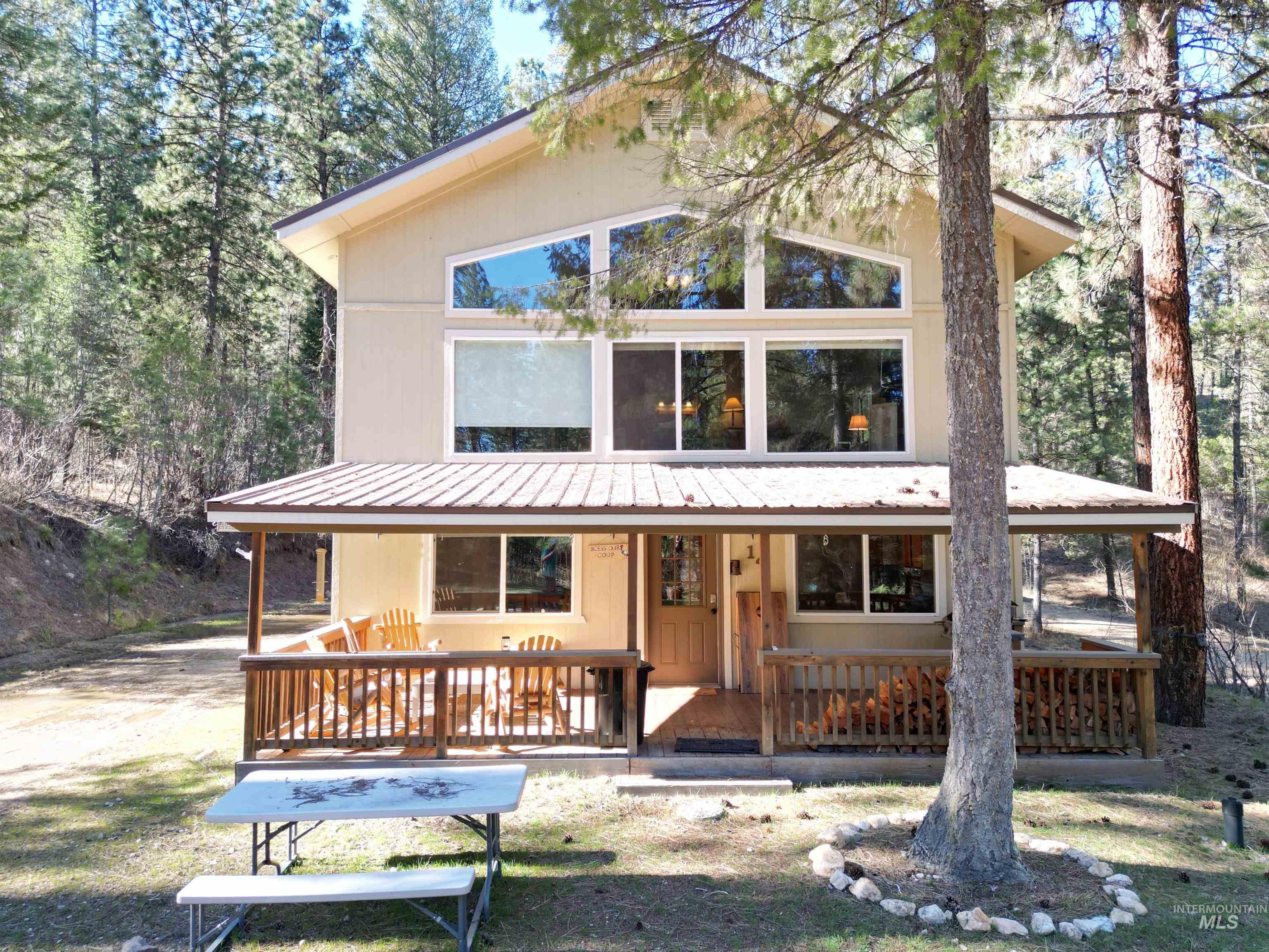 14 Forest Trail Rd Property Photo 1