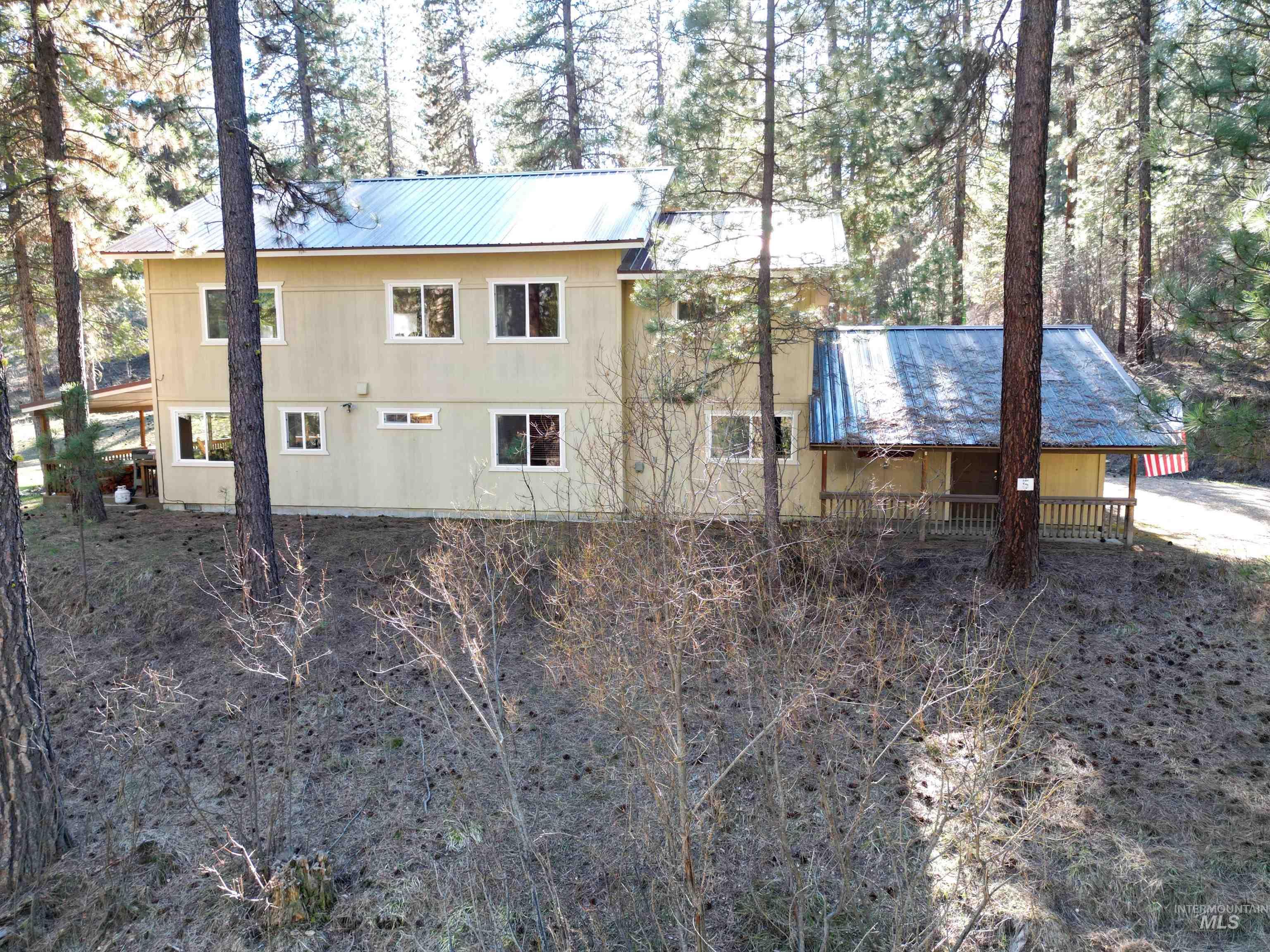14 Forest Trail Rd Property Photo 3