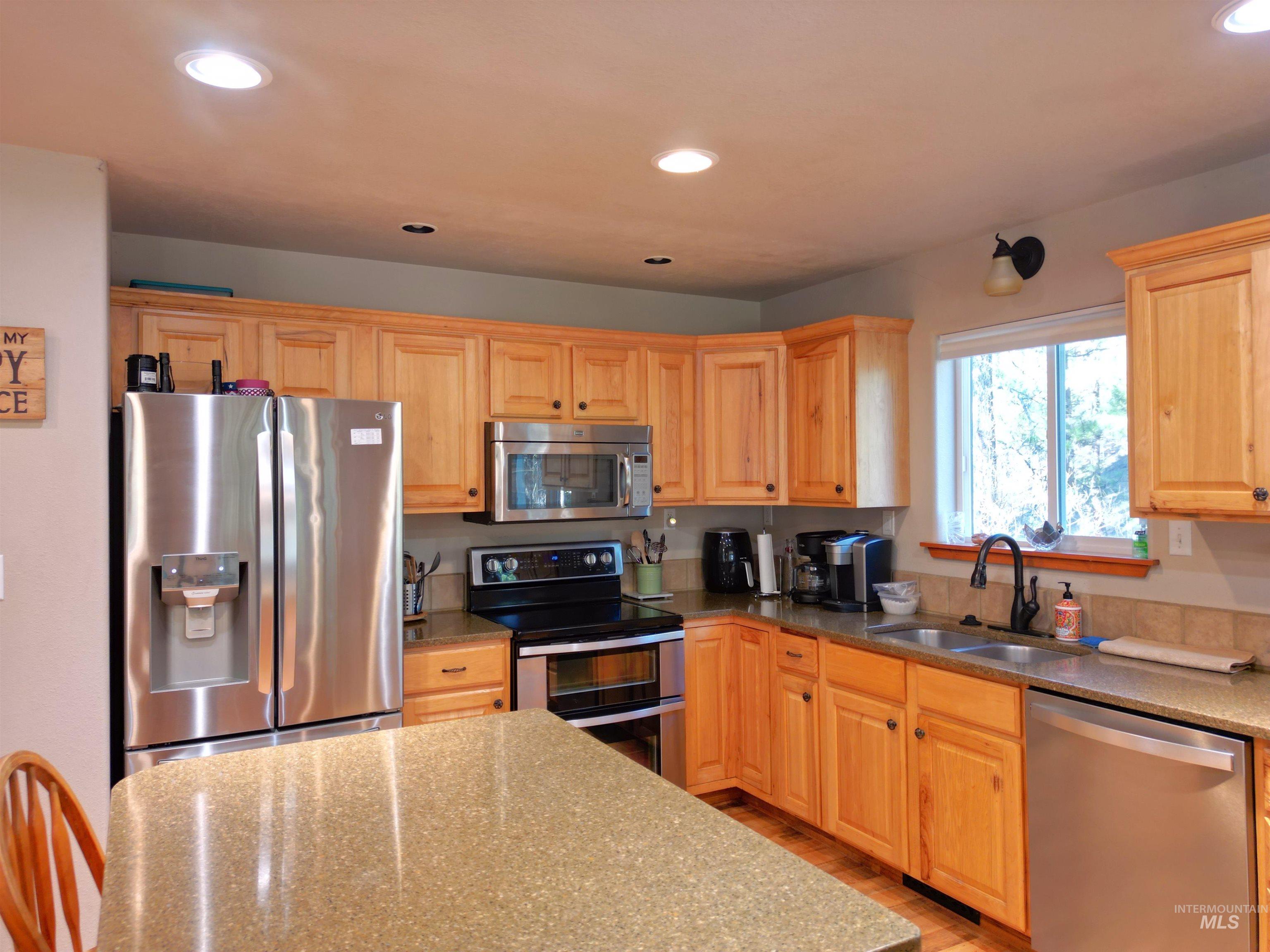 14 Forest Trail Rd Property Photo 12