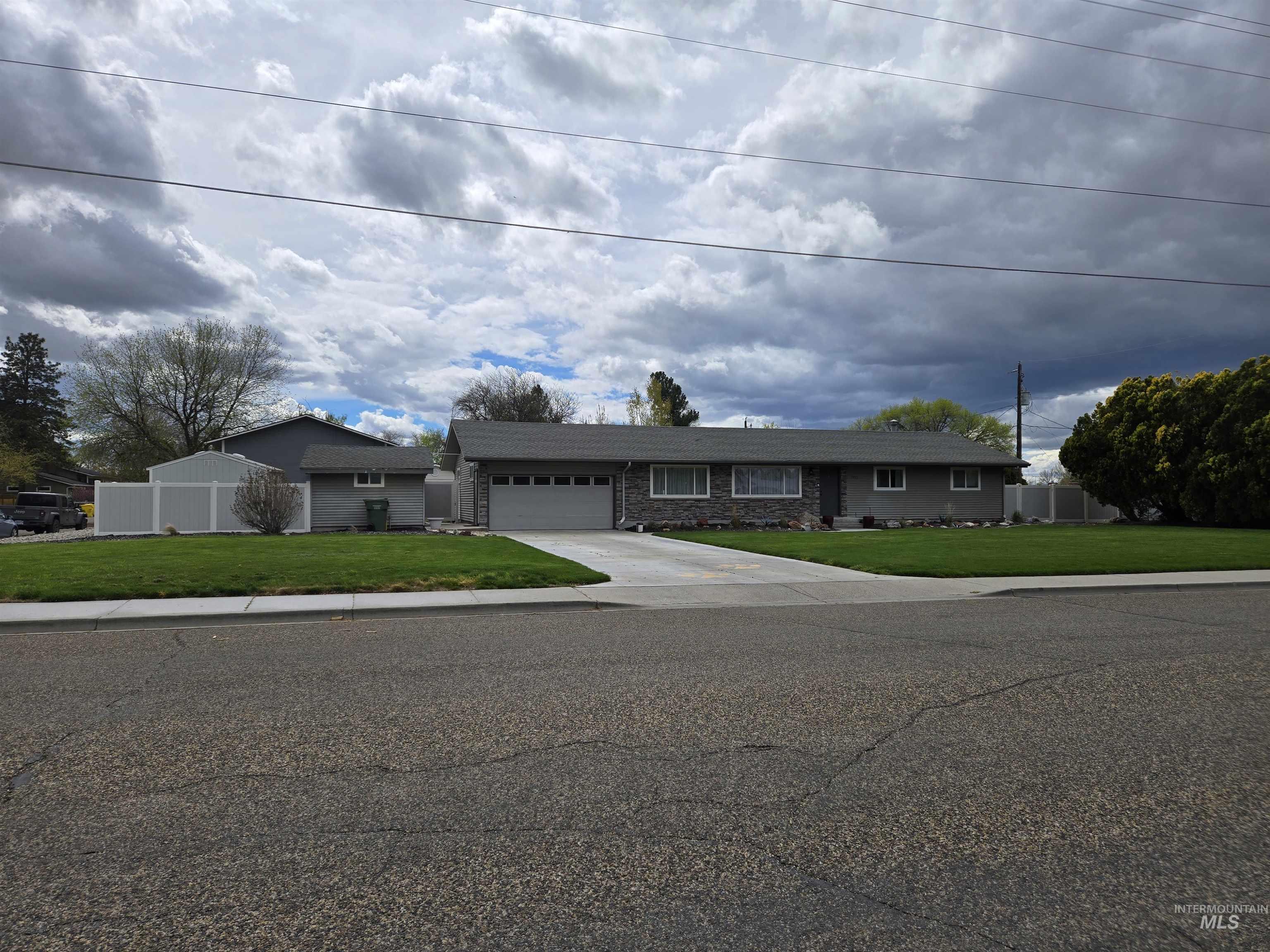 1932 Nw 4th Ave Property Photo 4
