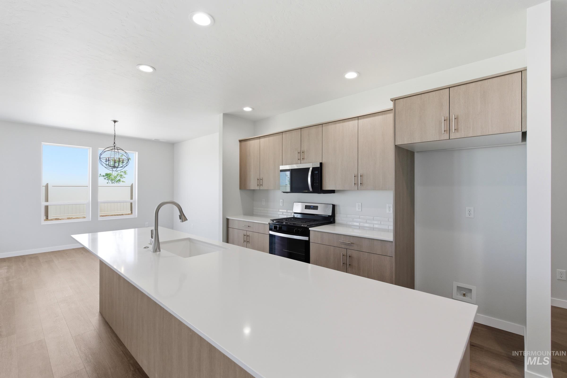 9288 W Blazing Star St Property Photo 3