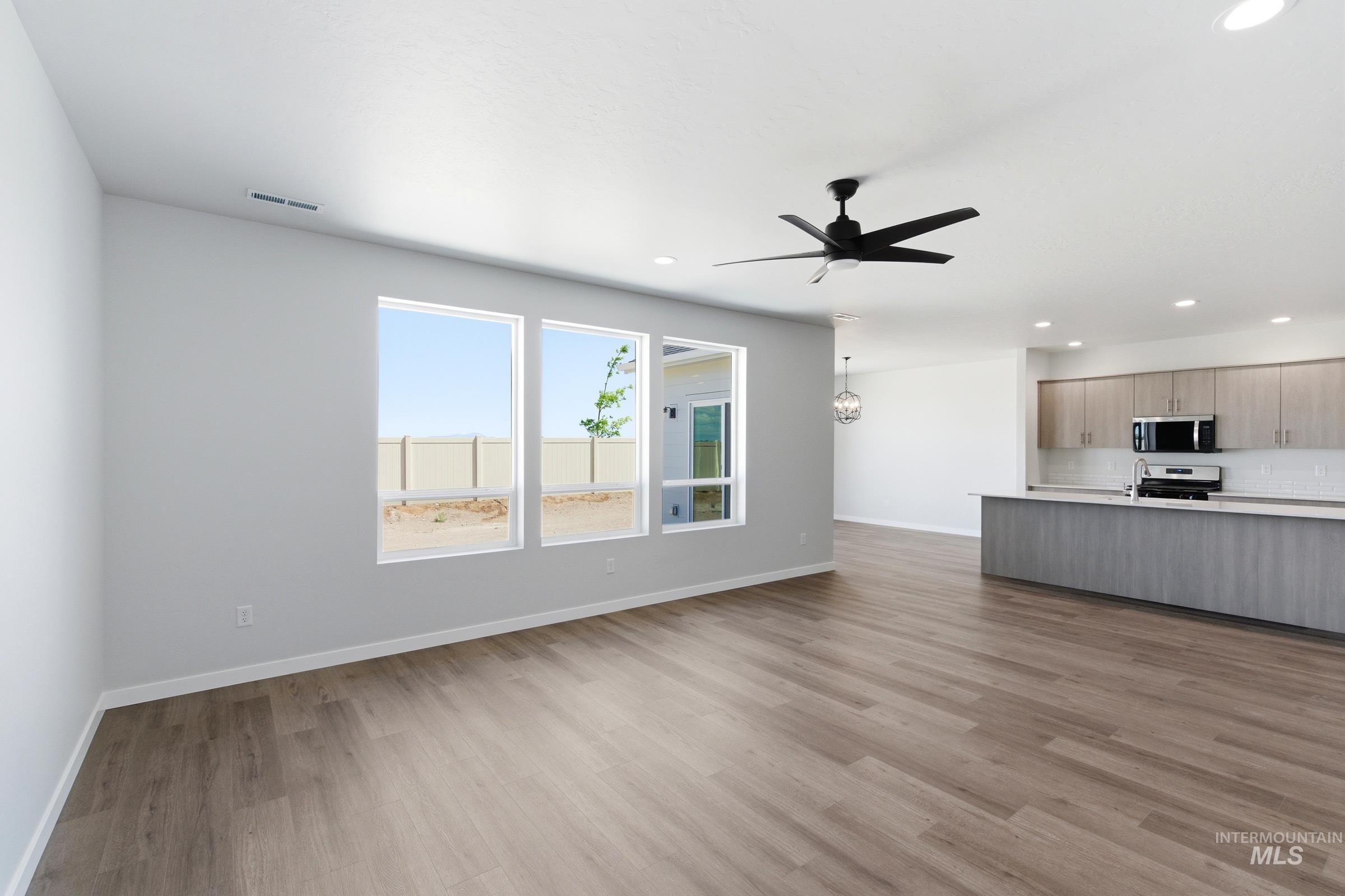 9288 W Blazing Star St Property Photo 11