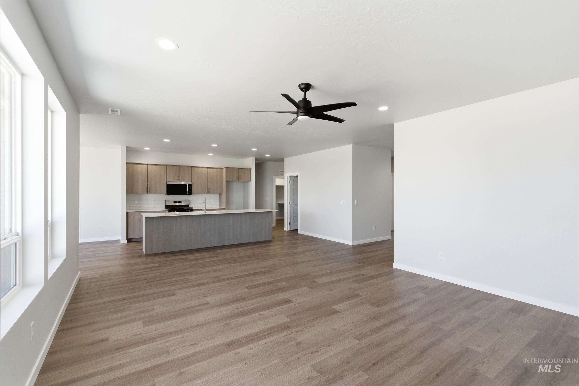 9288 W Blazing Star St Property Photo 12