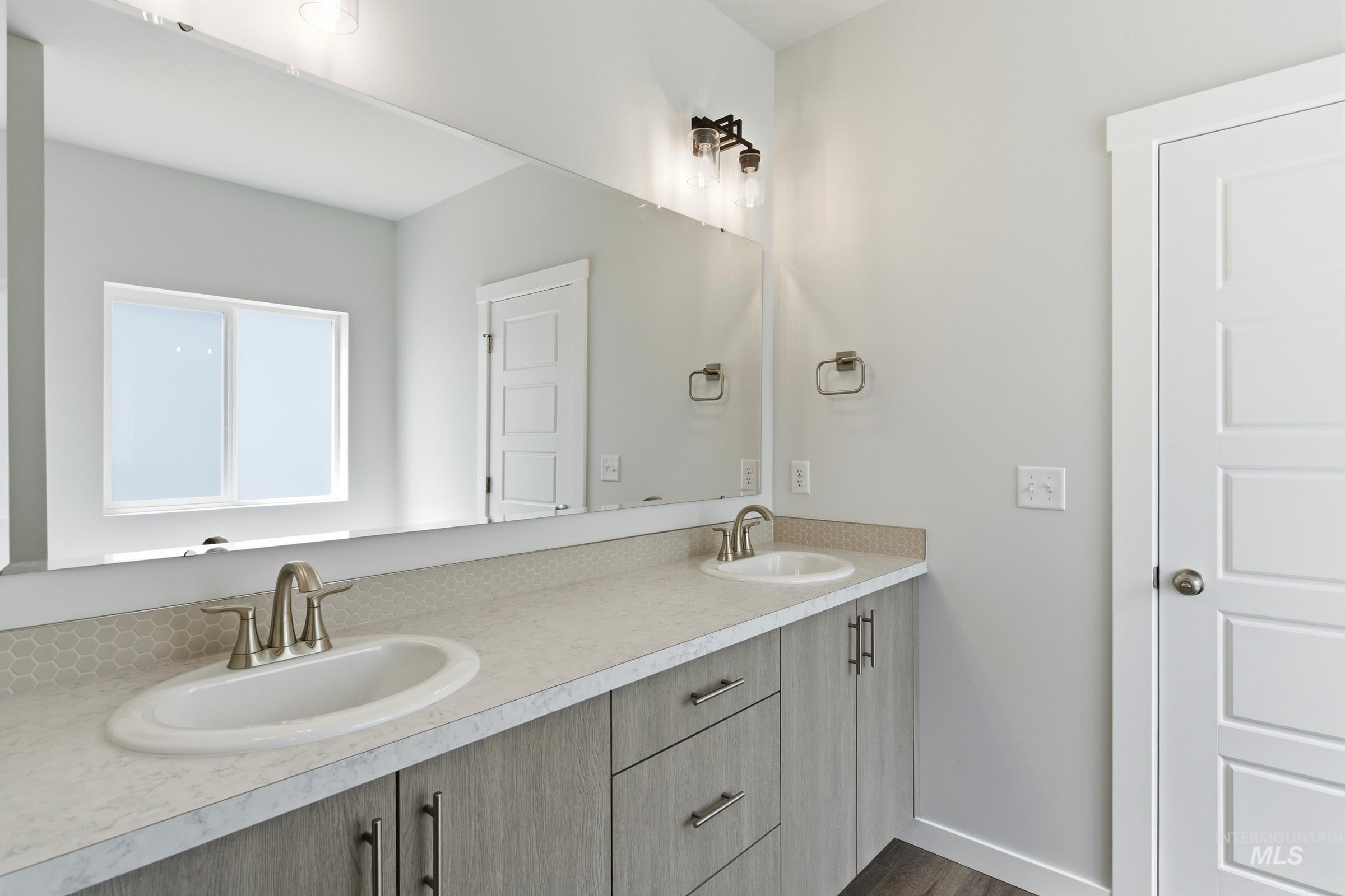 9288 W Blazing Star St Property Photo 31