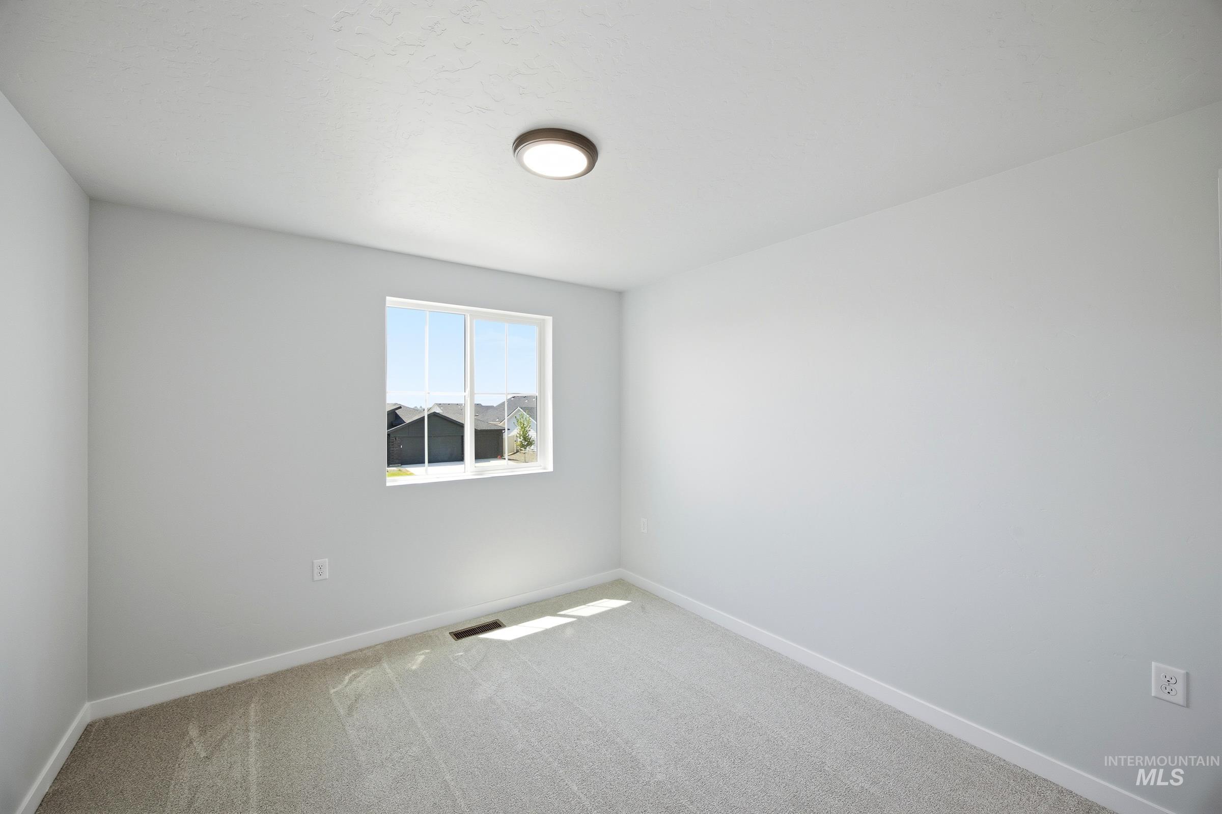 1298 W Pack River Dr Property Photo 22