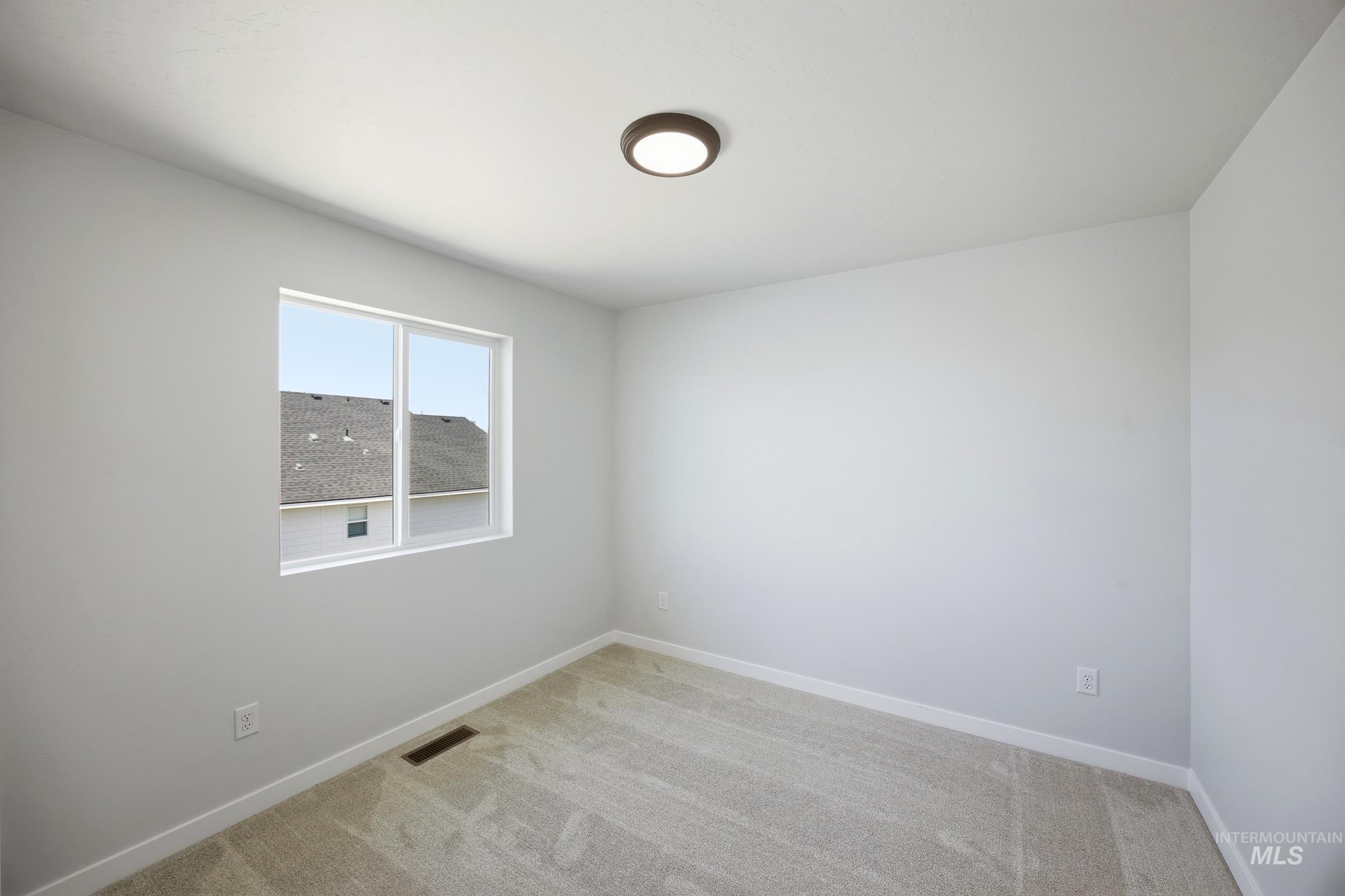 1298 W Pack River Dr Property Photo 24