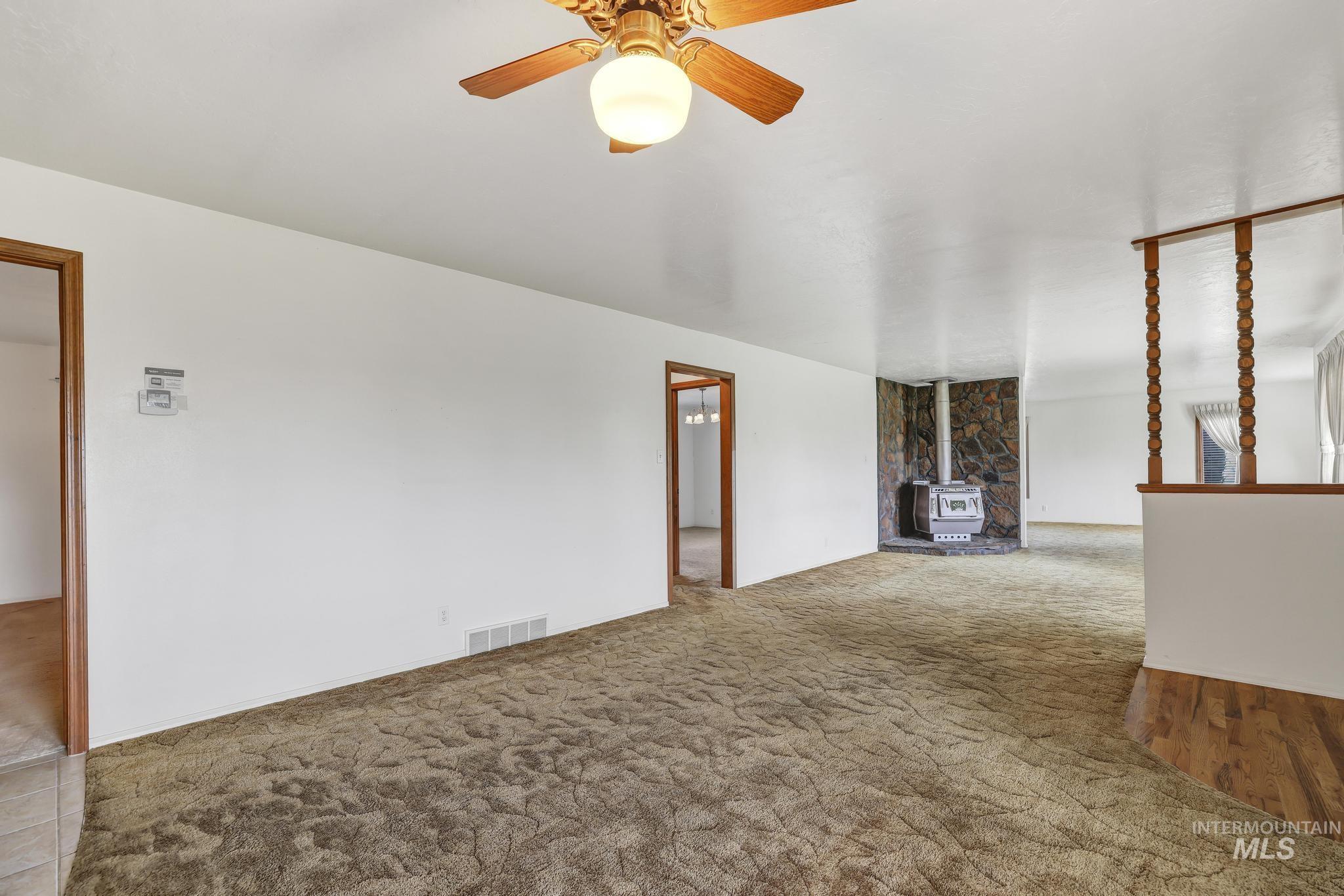 22 Horseshoe Cir Property Photo 8