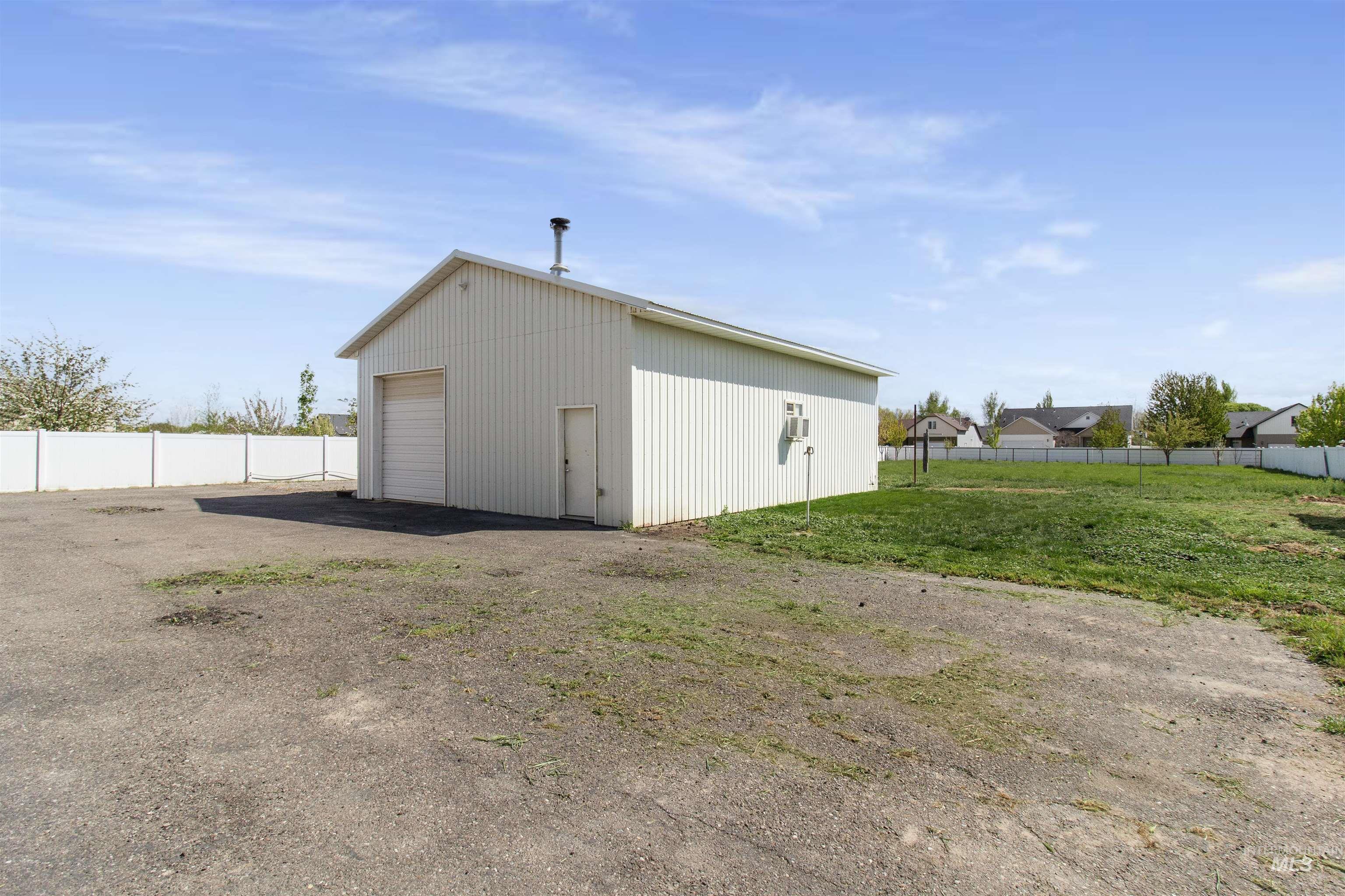 1011 Filer Ave W Property Photo 42