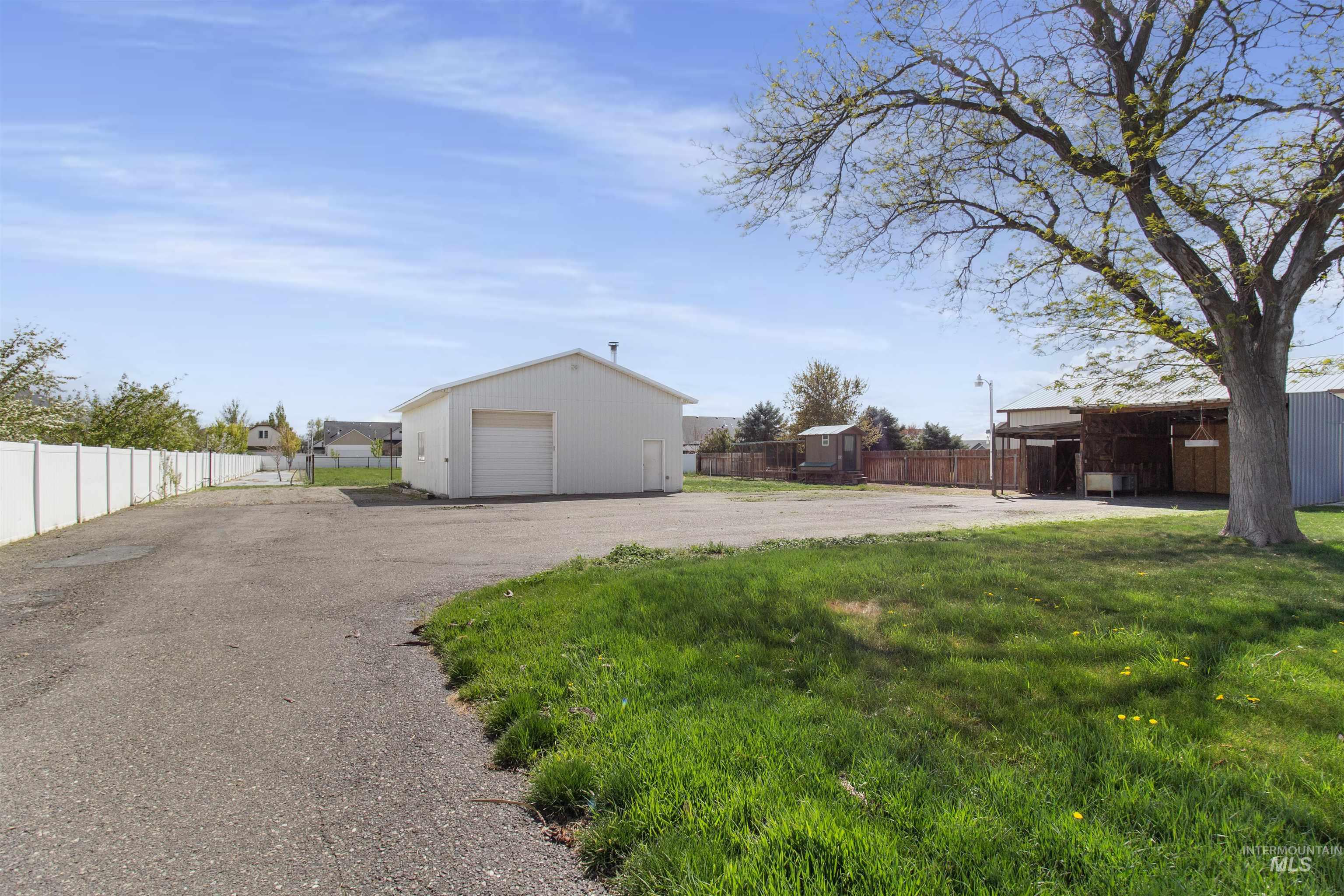 1011 Filer Ave W Property Photo 43