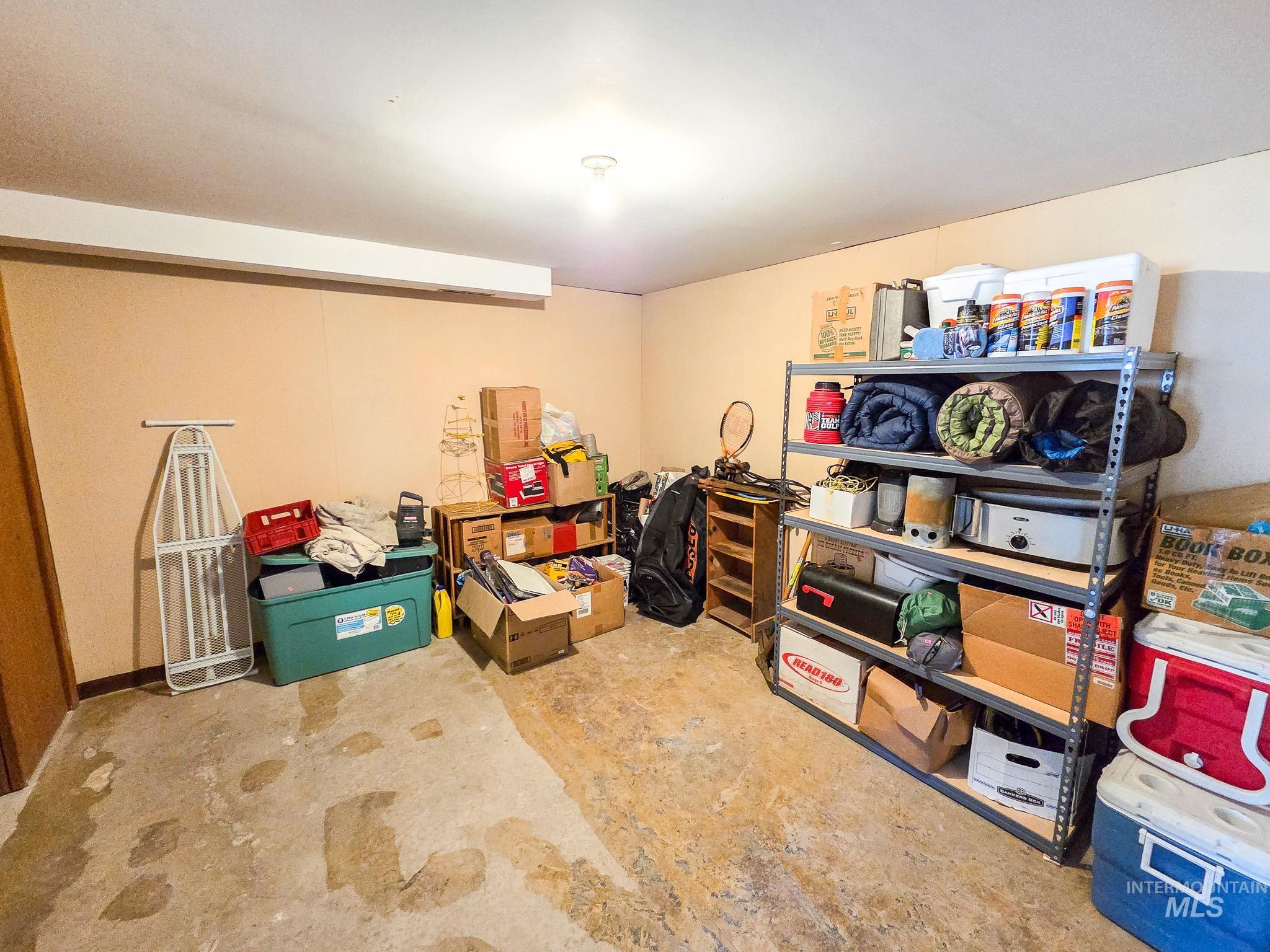 1043 Arlington Property Photo 17