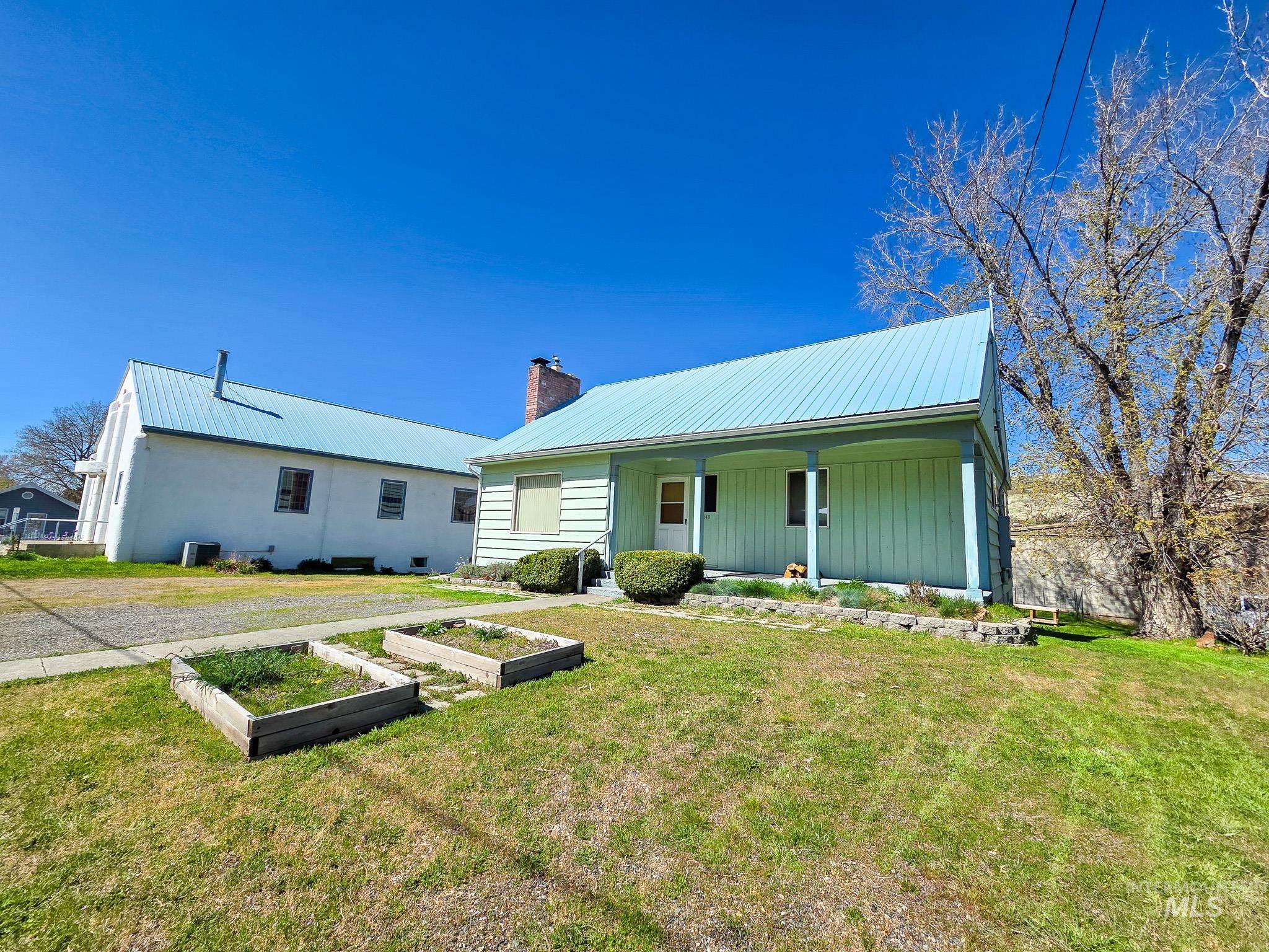 1043 Arlington Property Photo 26
