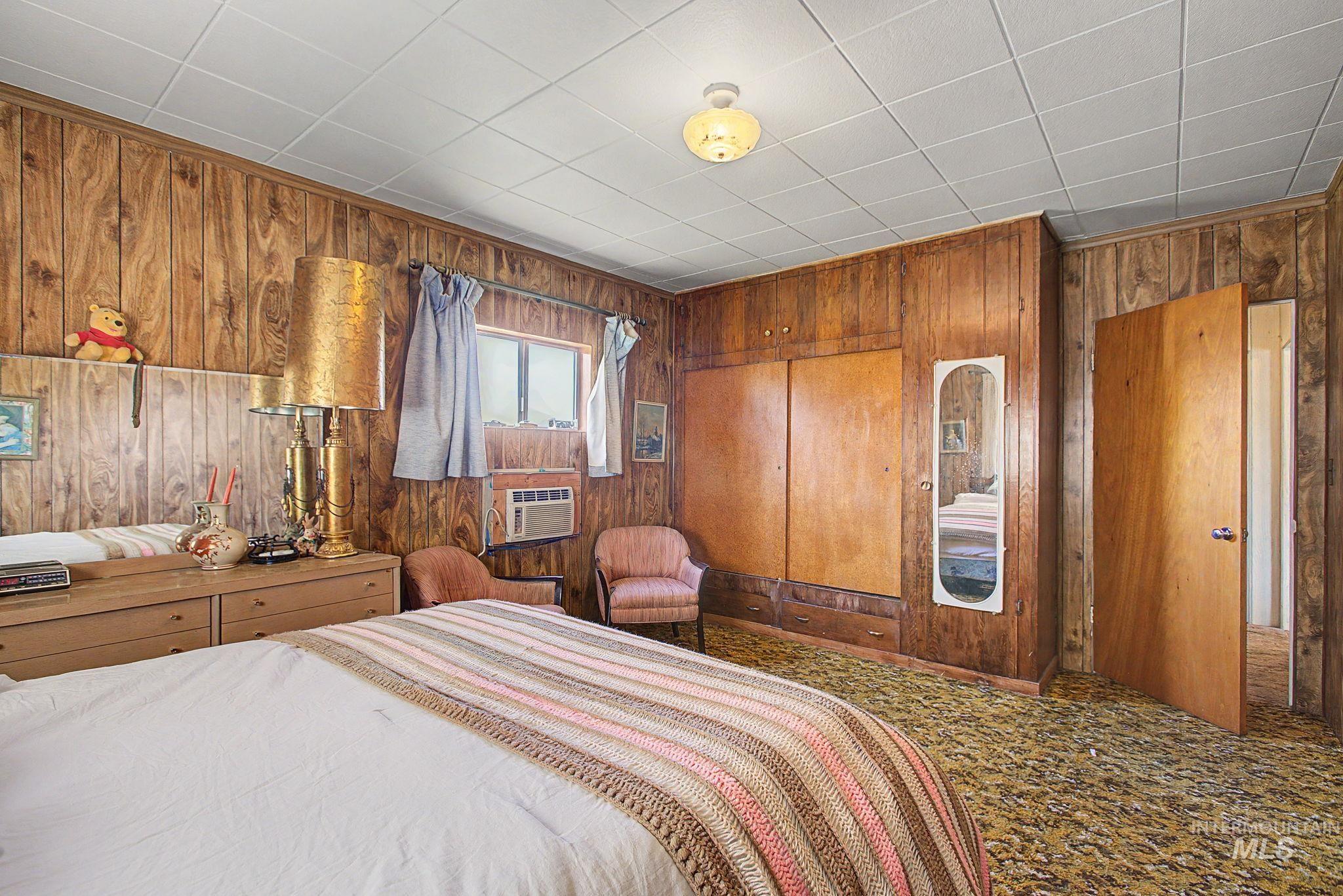 715 Bryden Avenue Property Photo 11