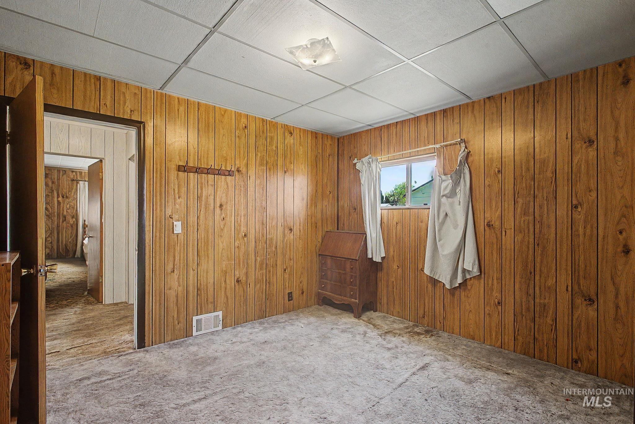 715 Bryden Avenue Property Photo 14