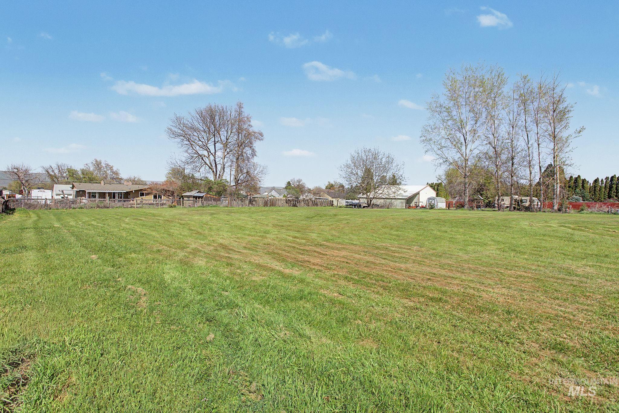 715 Bryden Avenue Property Photo 44
