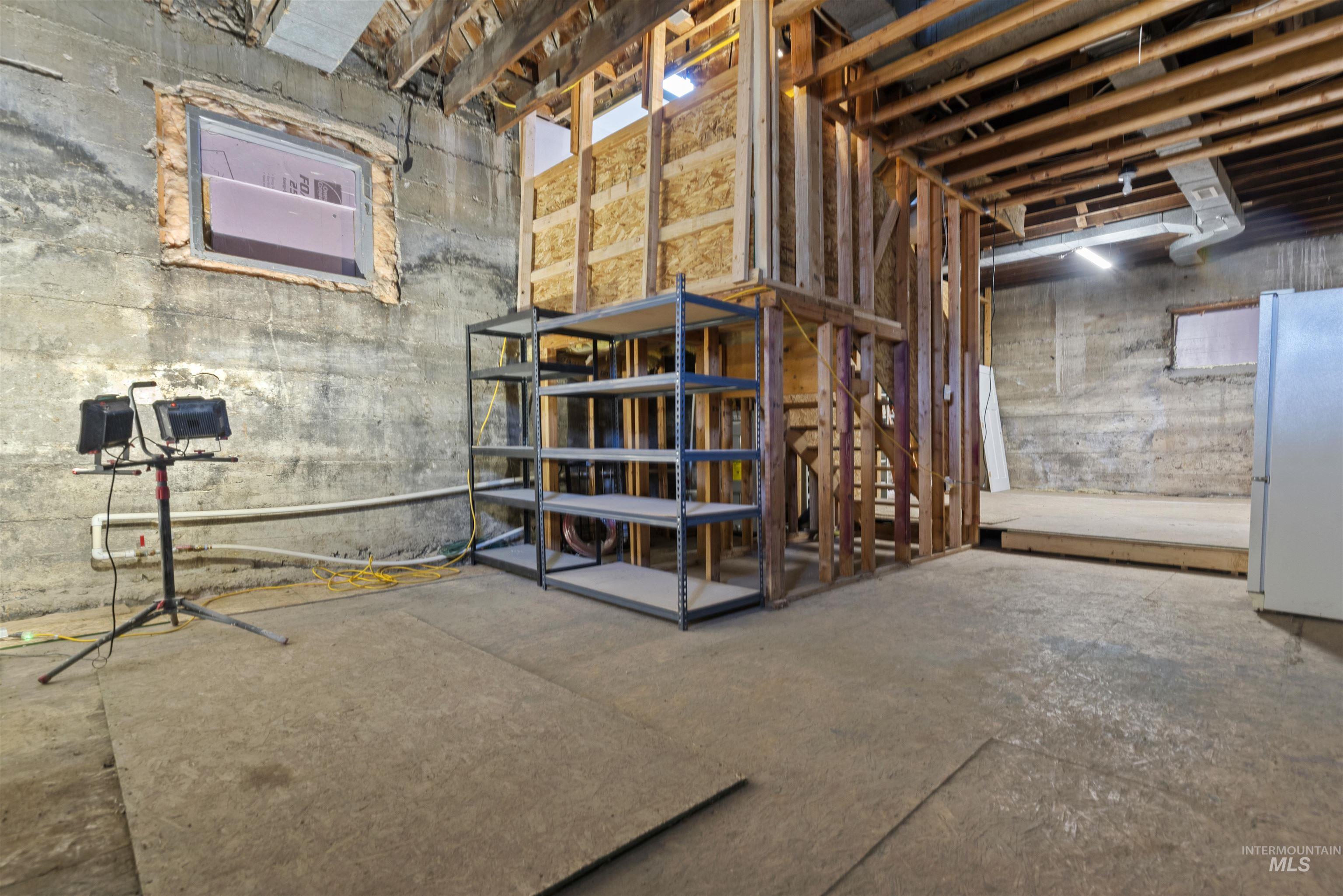 2480 Galey Street Property Photo 13