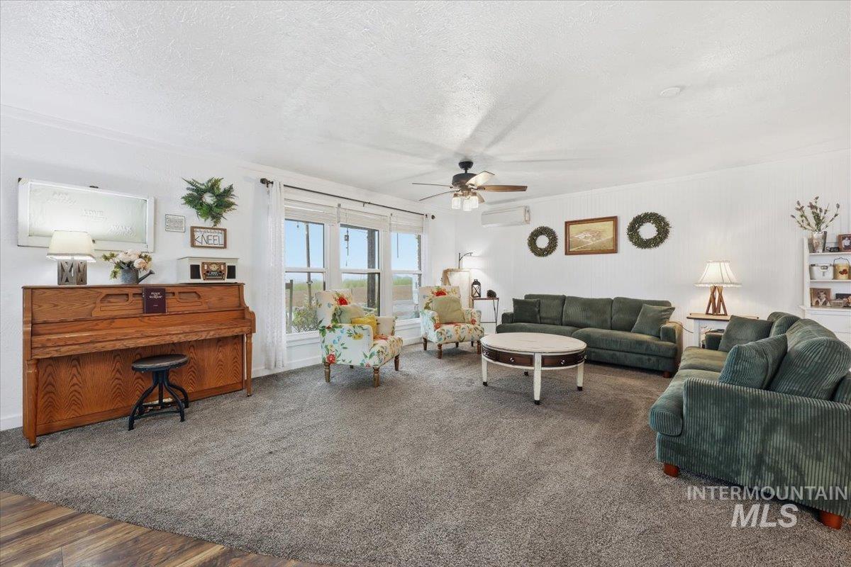 5625 Sunset Rd Property Photo 12