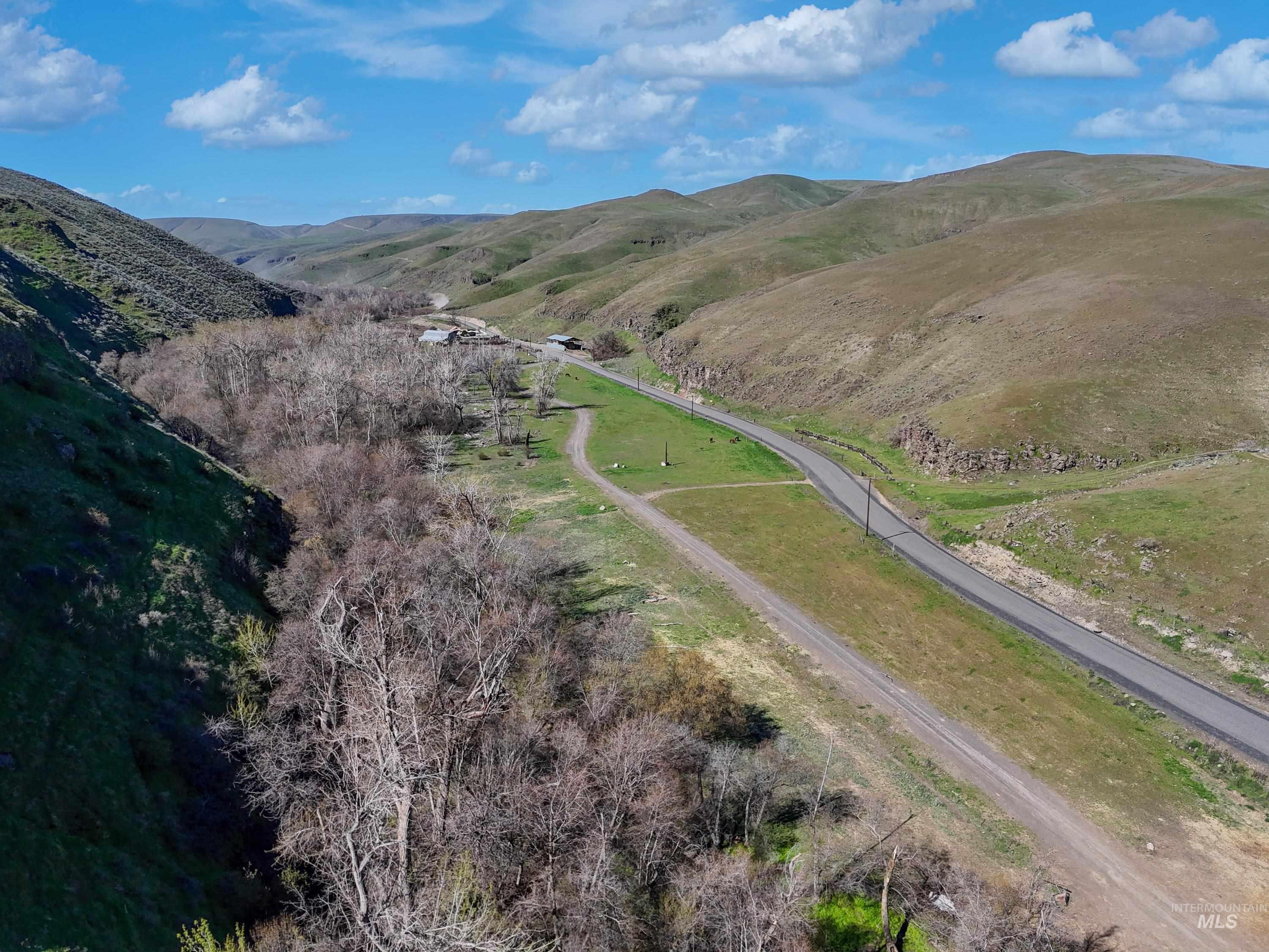 13761 Asotin Creek Road Property Photo 7