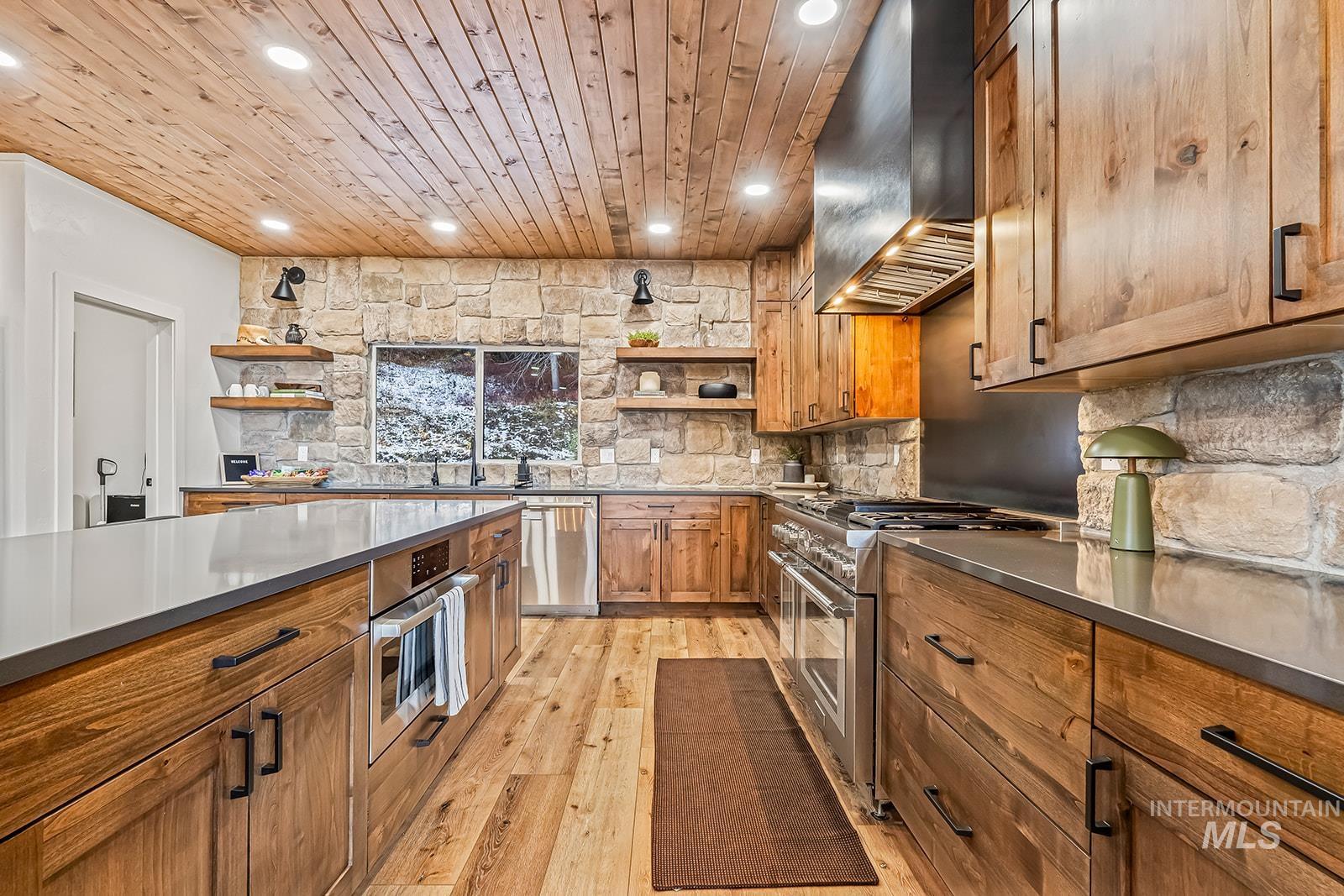 1505 Bear Rock Trail Property Photo 11