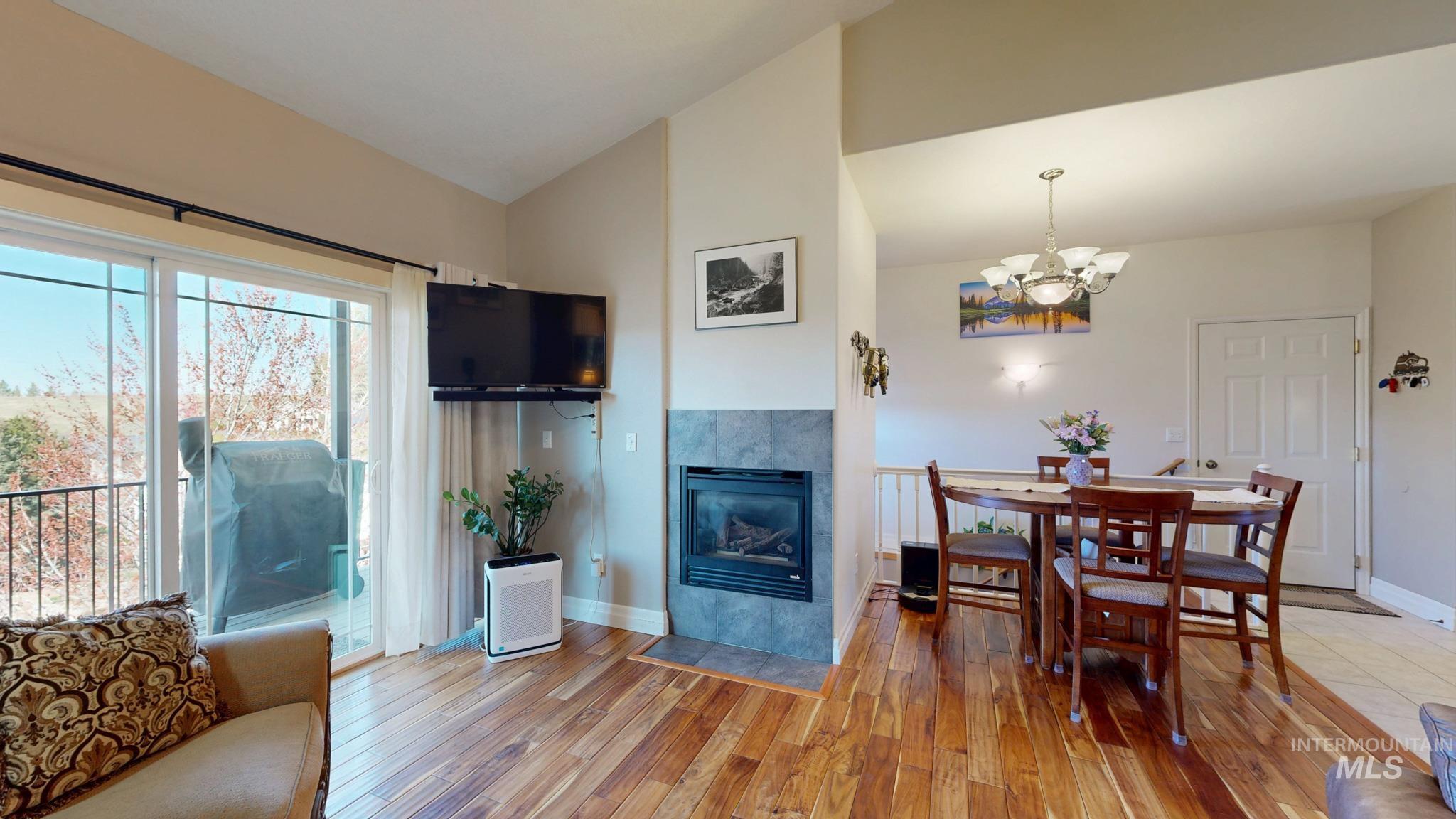 937 Orchard Ave. Property Photo 4