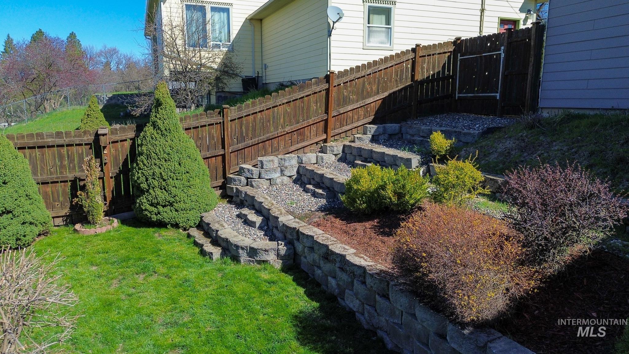937 Orchard Ave. Property Photo 31