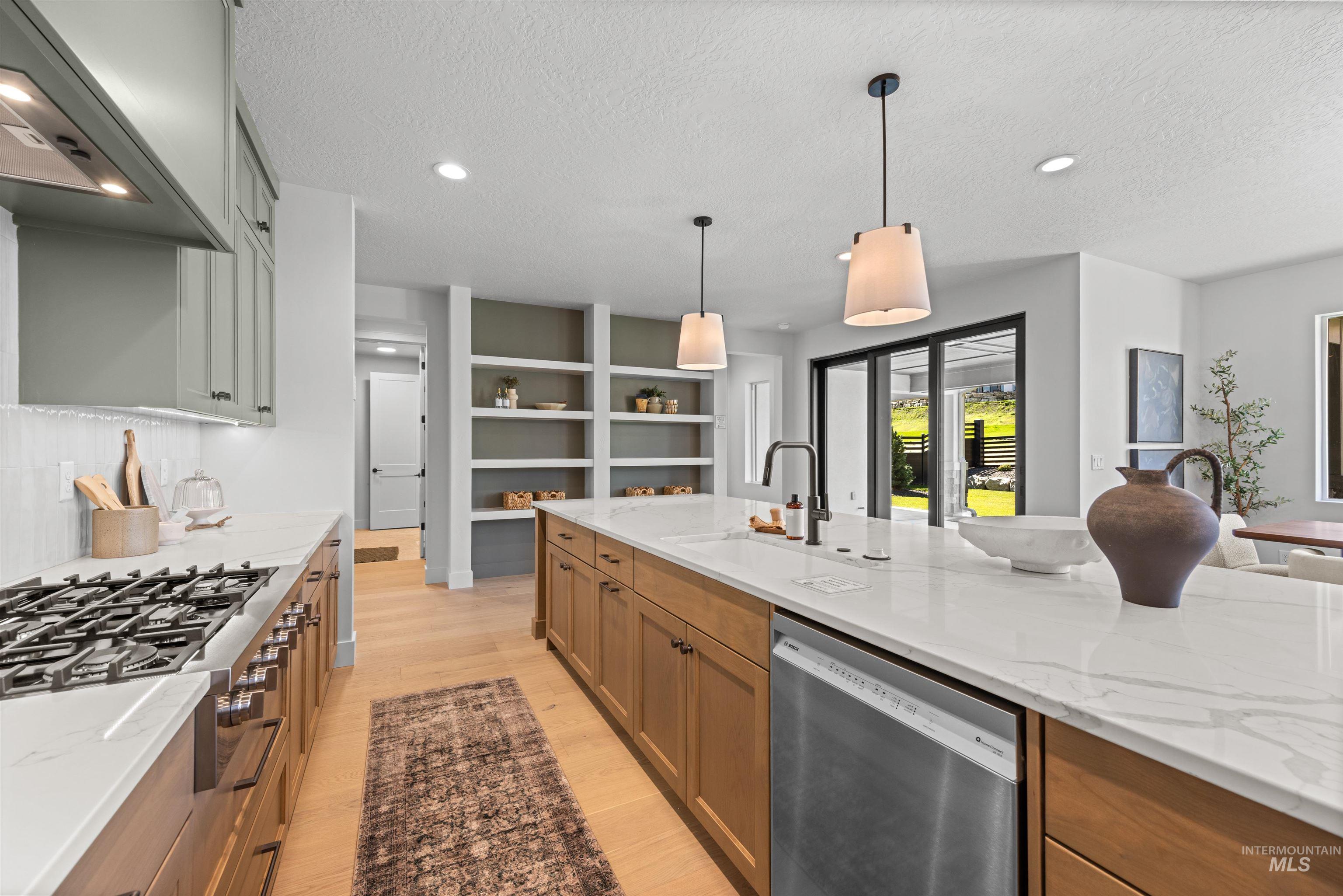 7205 N Firhill Pl Property Photo 18