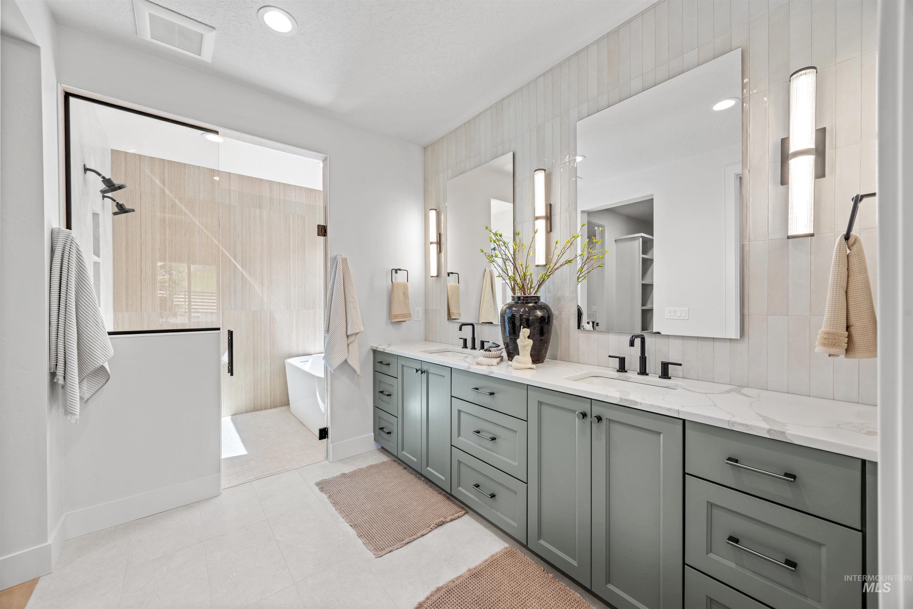 7205 N Firhill Pl Property Photo 26