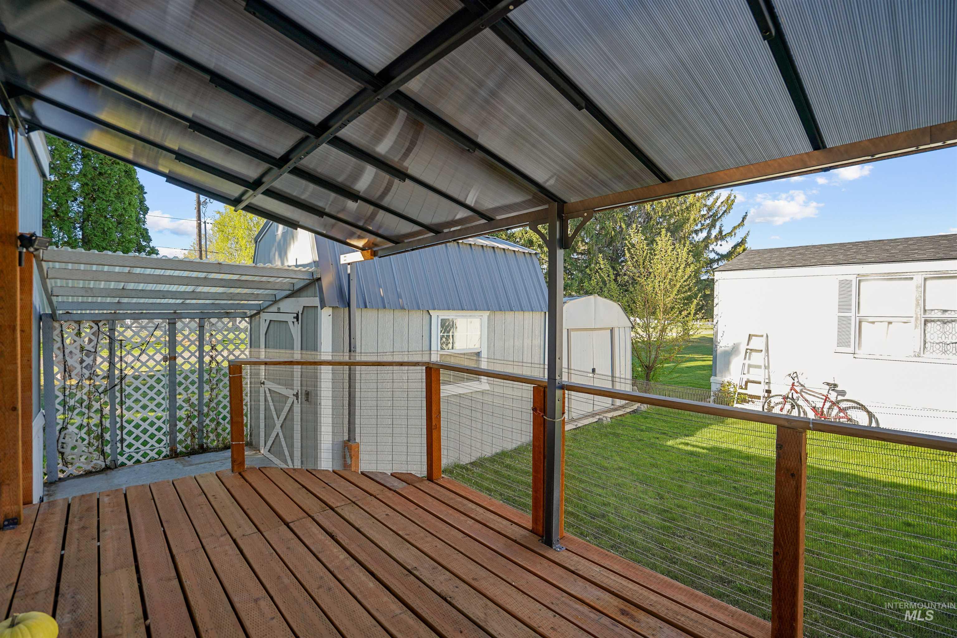 1015 Fir Street Property Photo 18