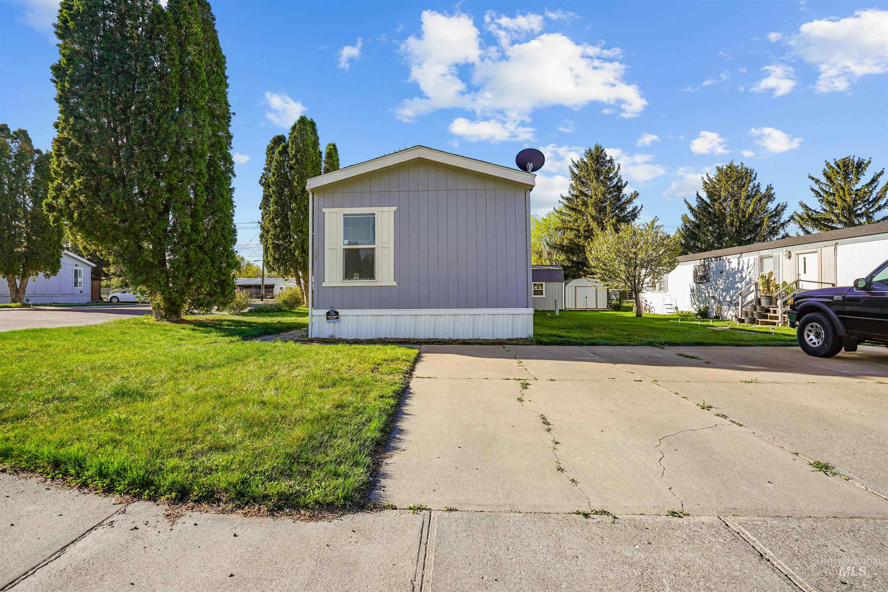 1015 Fir Street Property Photo 22