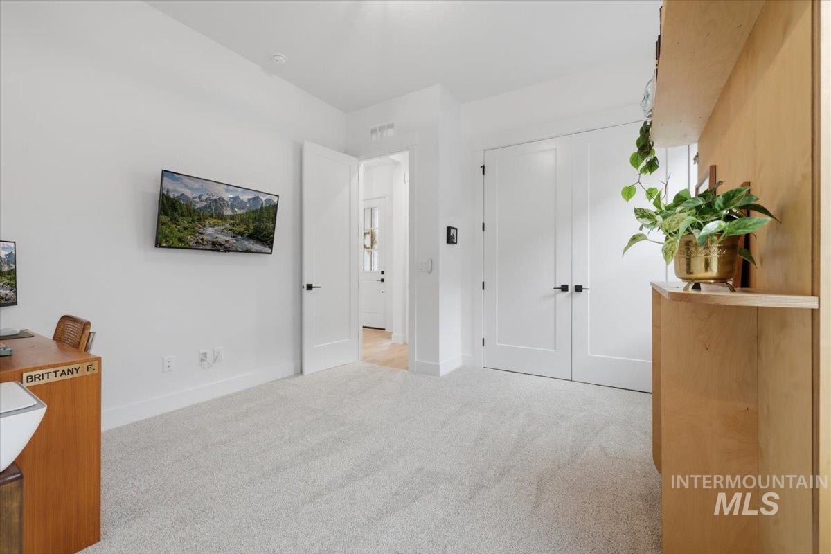 125 S Eagles Roost Way Property Photo 11